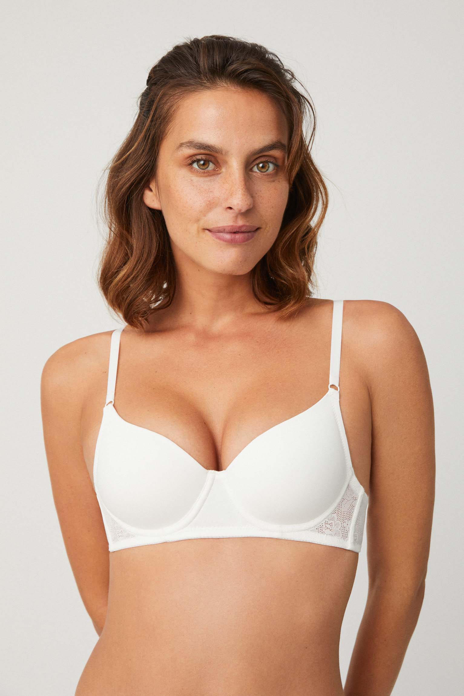 Sujetador push up con aro con relleno marfil