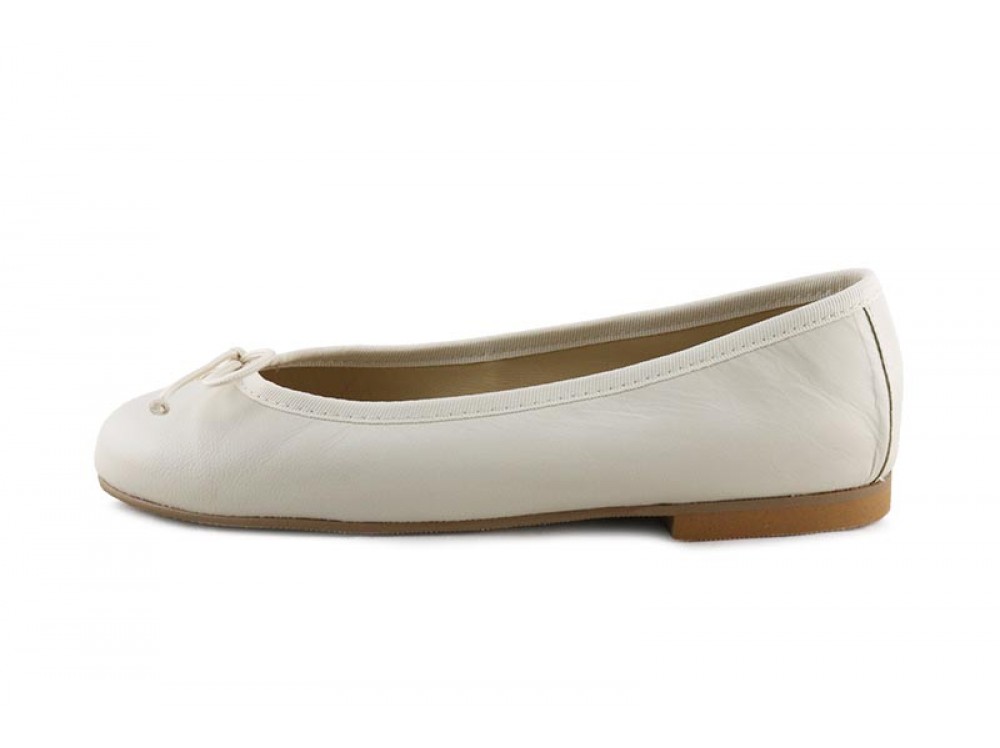 Bailarina piel beige con lazo Pepa & Cris