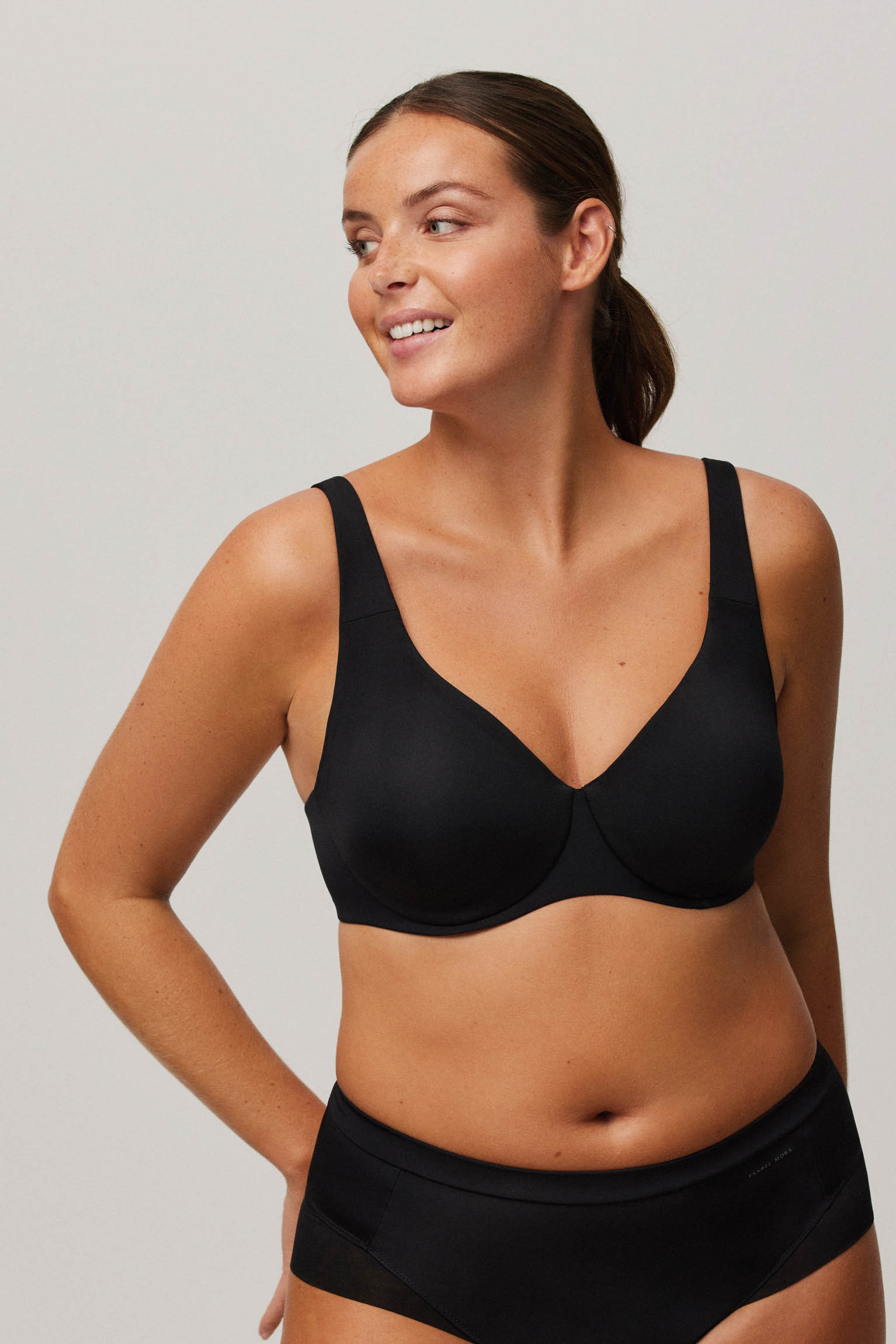 Sujetador reductor negro