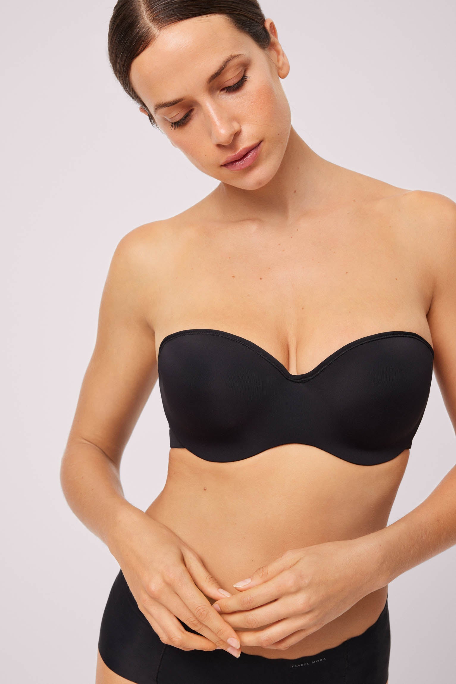 Sujetador sin tirantes multiposición negro