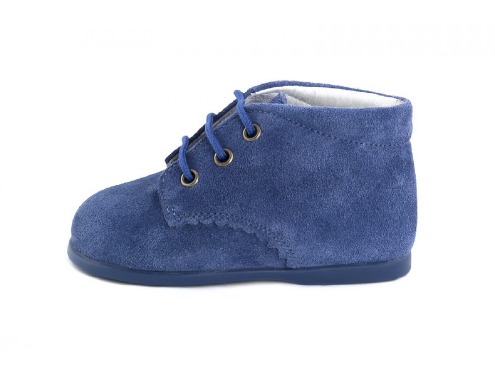 Botita ante azulón con cordón Jeromín