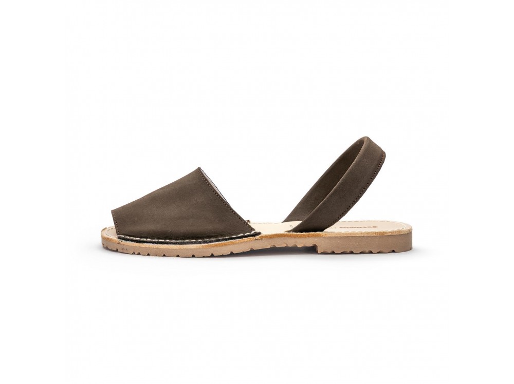 Menorquina nobuk marrón 1040 de Jeromín