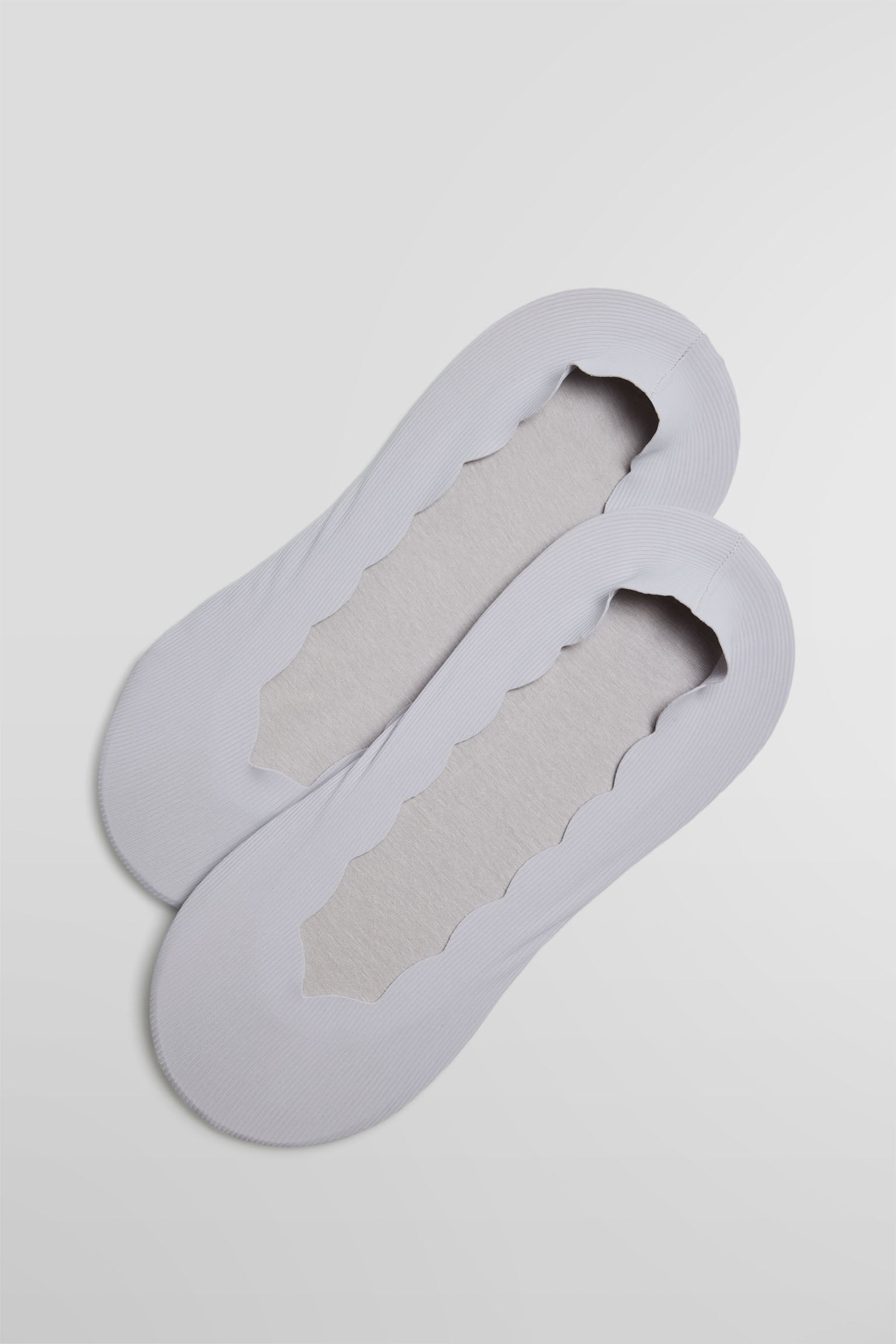 Pinkies invisibles de algodón lisos con banda de silicona en gris