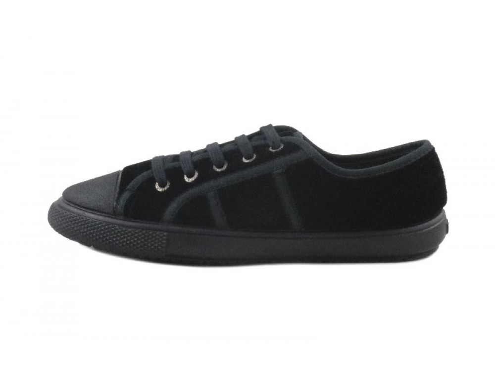 Blucher de terciopelo negro con cordón