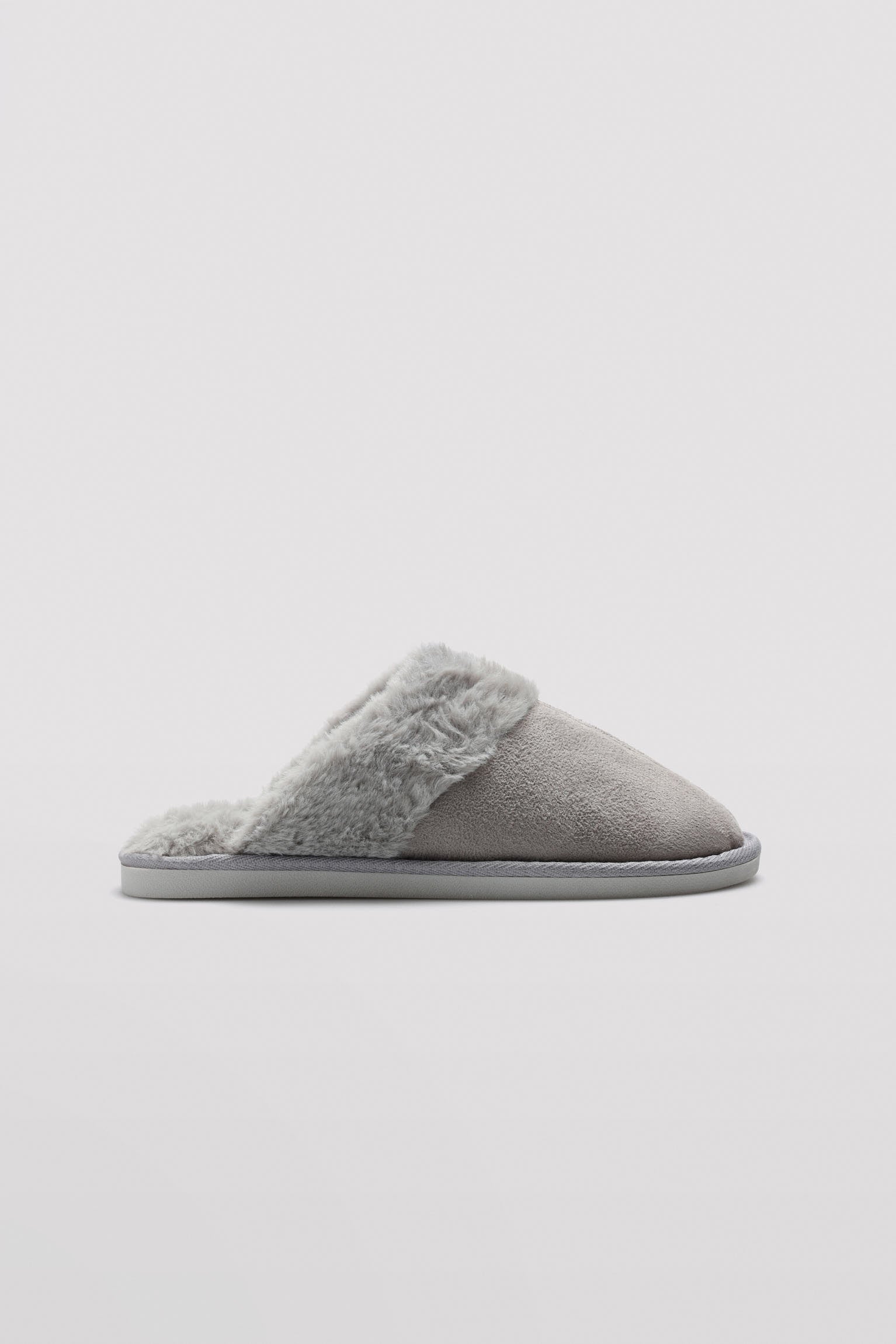 Zapatillas de casa pelo básicas gris