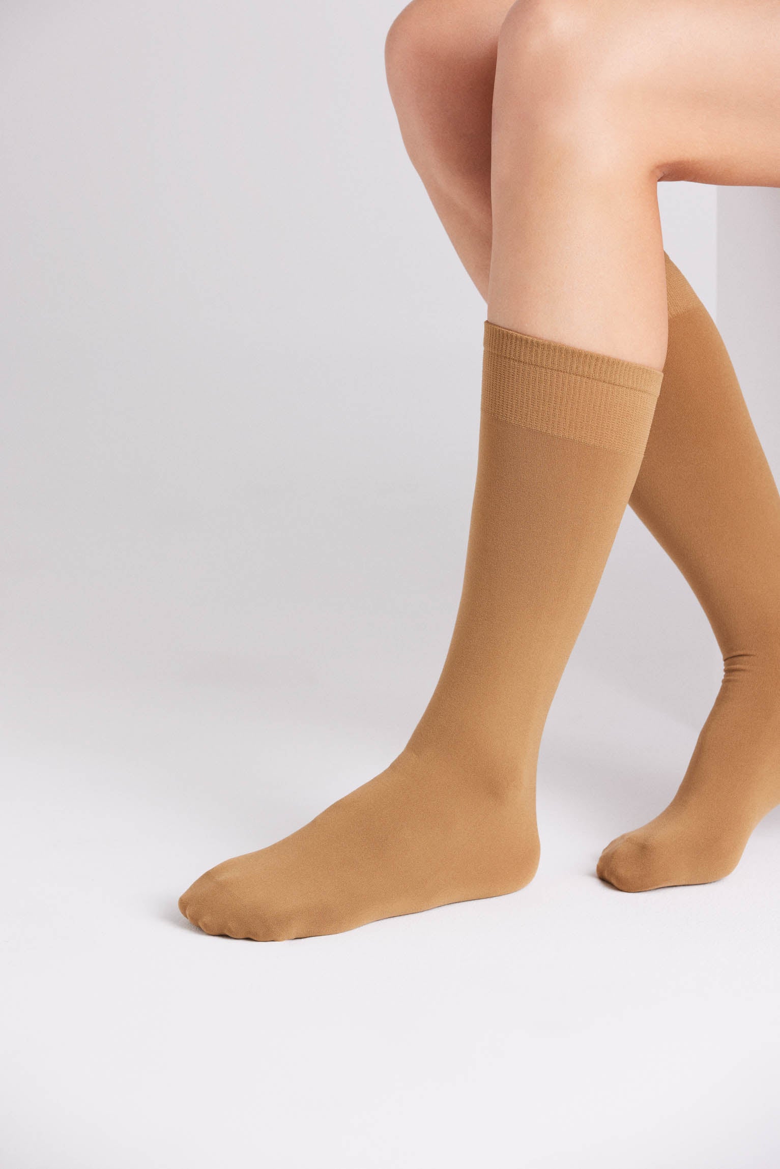 Pack 2 medias largas puño antipresión 70 denier beige