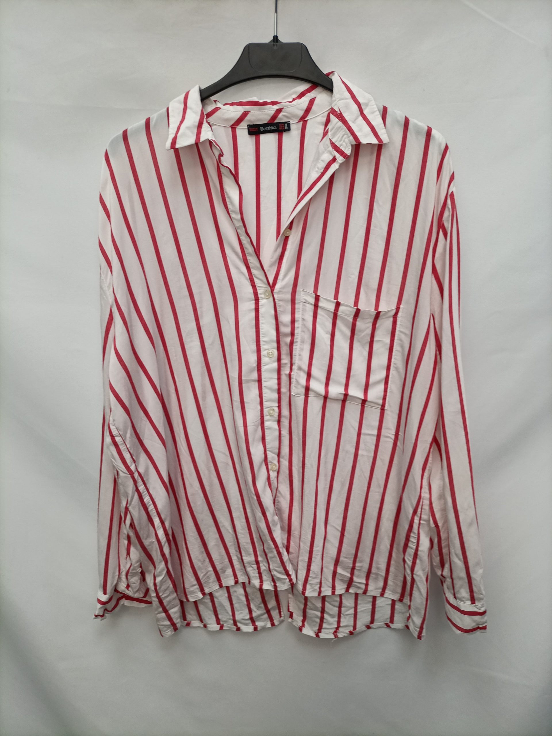 BERSHKA. Blusa rayas T.s