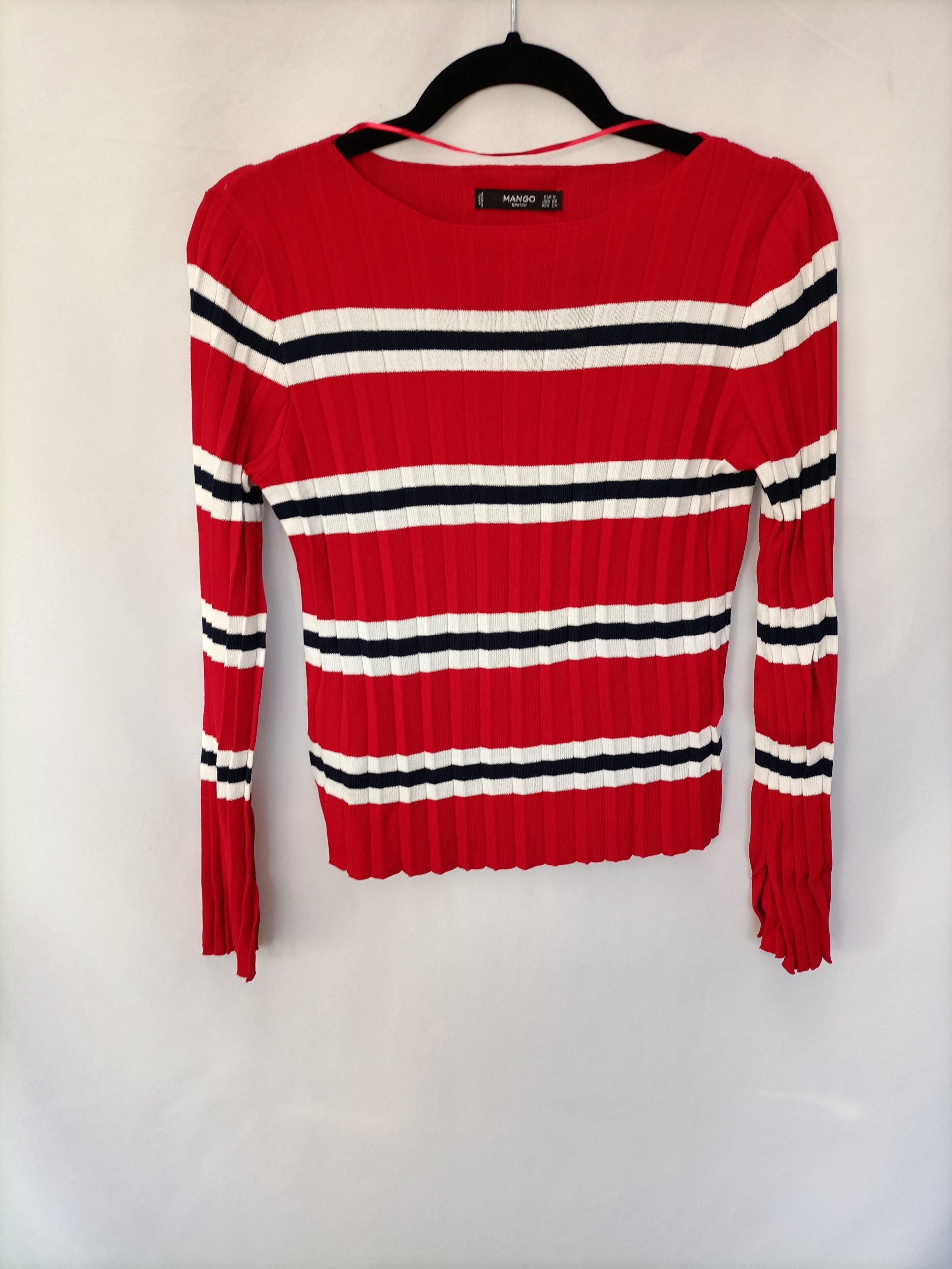 MANGO. Top plisado rojo de rayas T.s.