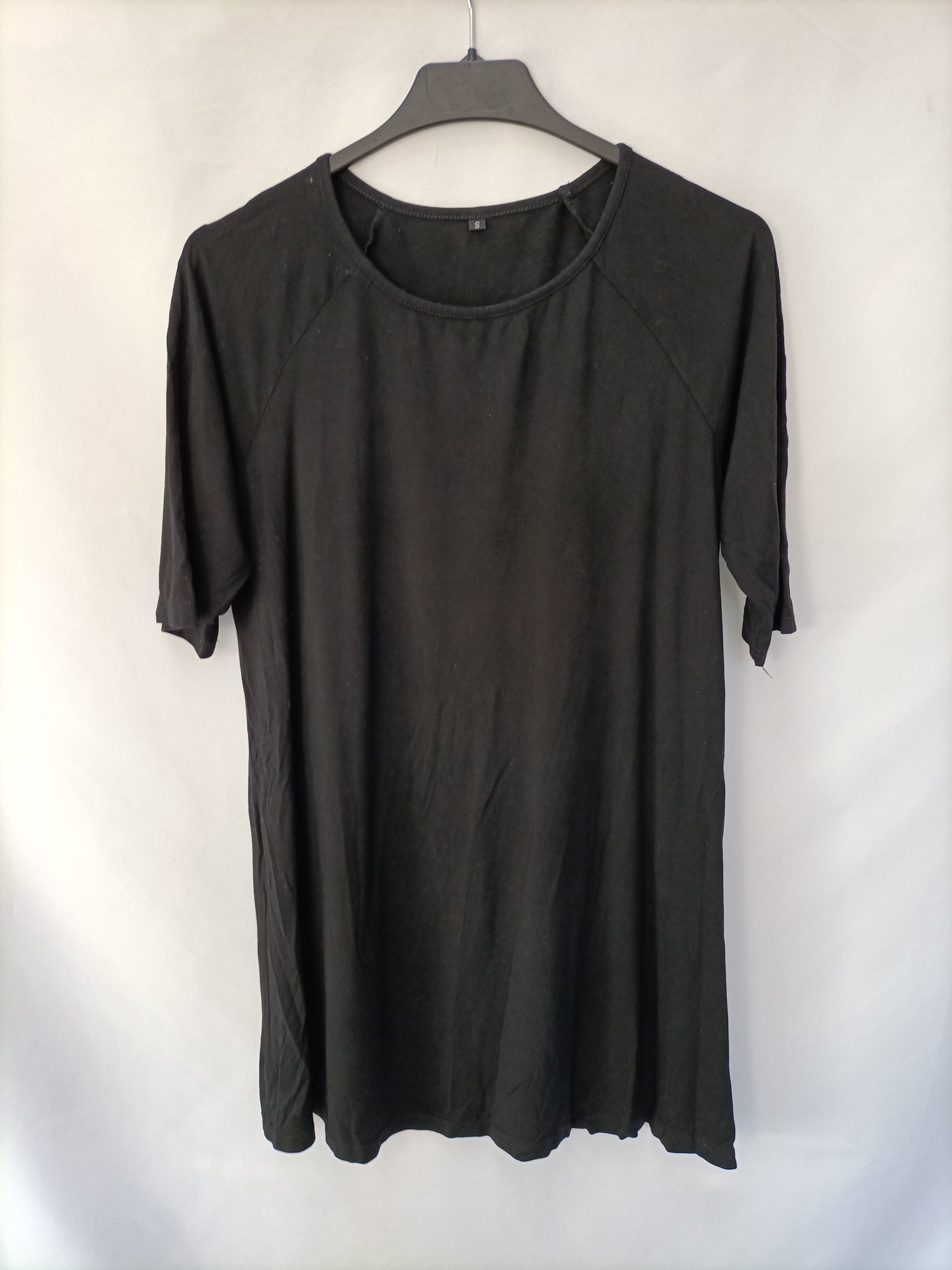 OTRAS. Vestido corto negro T.s