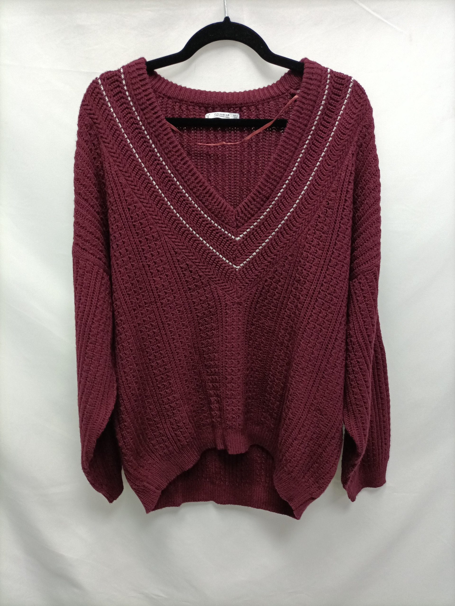 PULL&BEAR. Jersey burdeos Oversized T.s