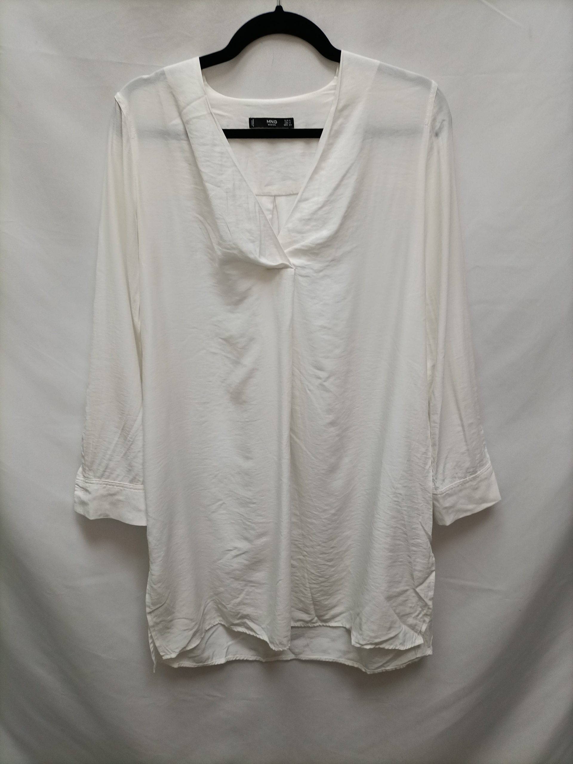 MANGO. Vestido fluido blanco T.s