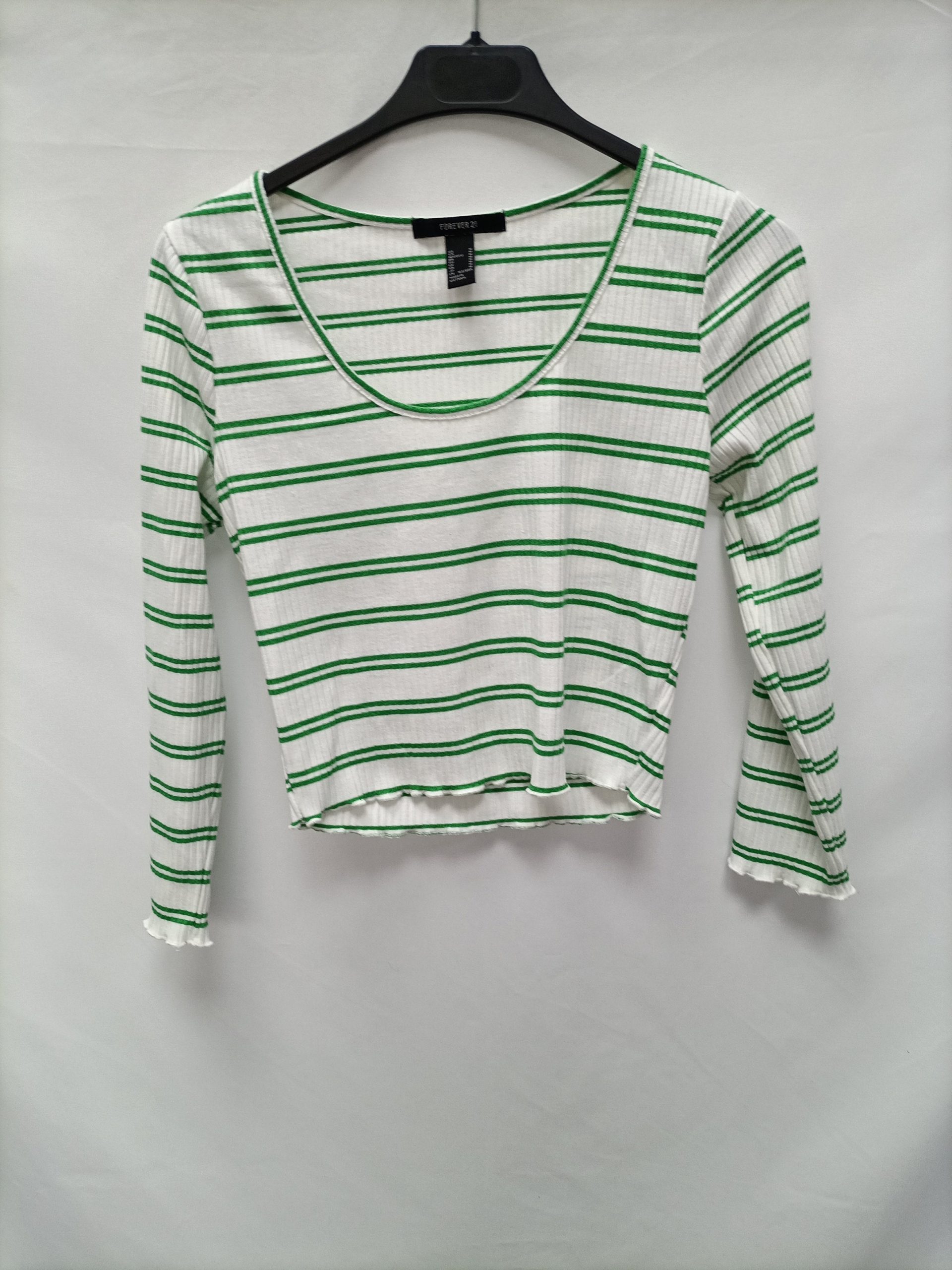 FOREVER21. Top canalé rayas T.m