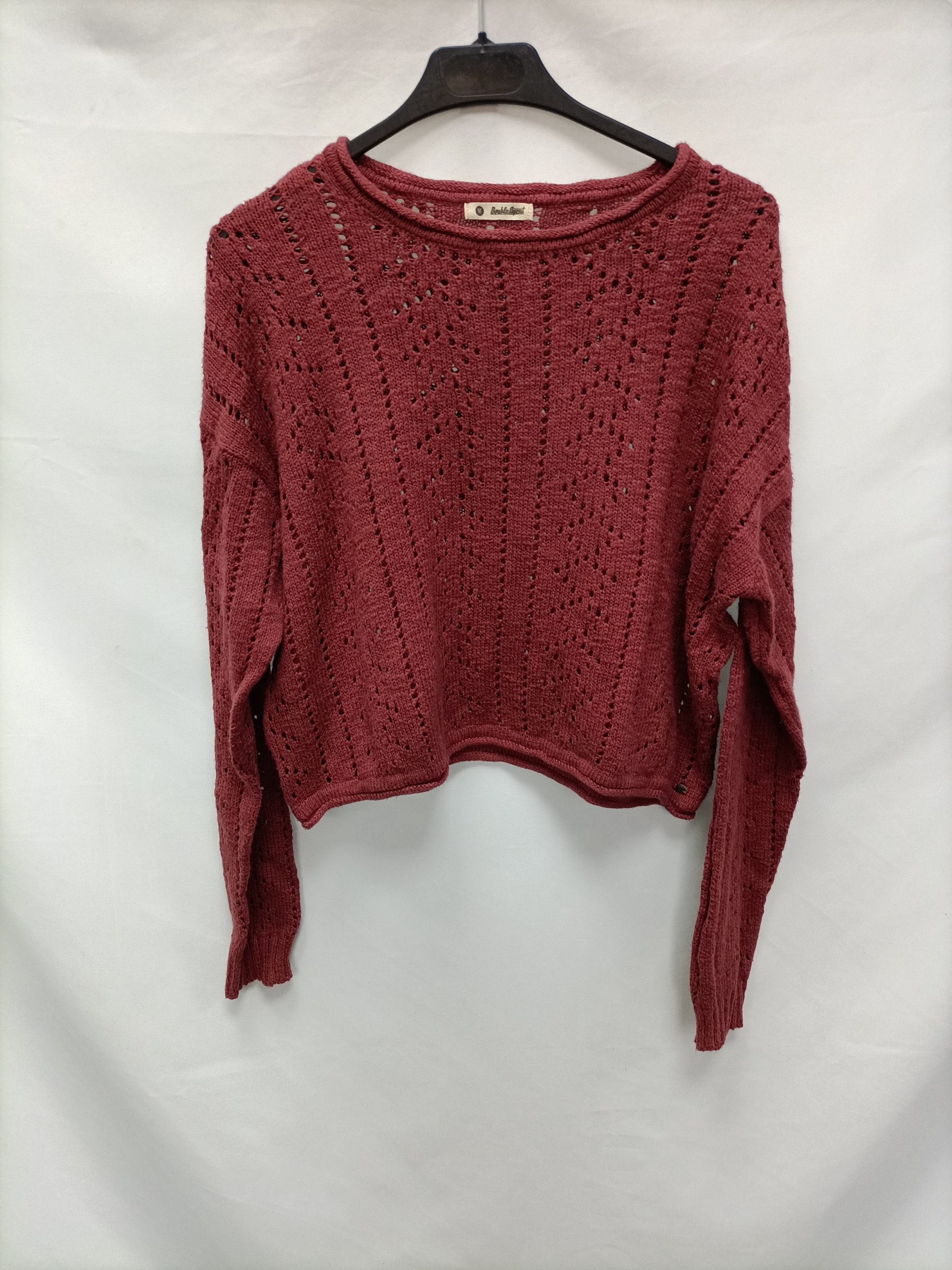 DOUBLE AGENTE. Jersey burdeos troquelado T.m