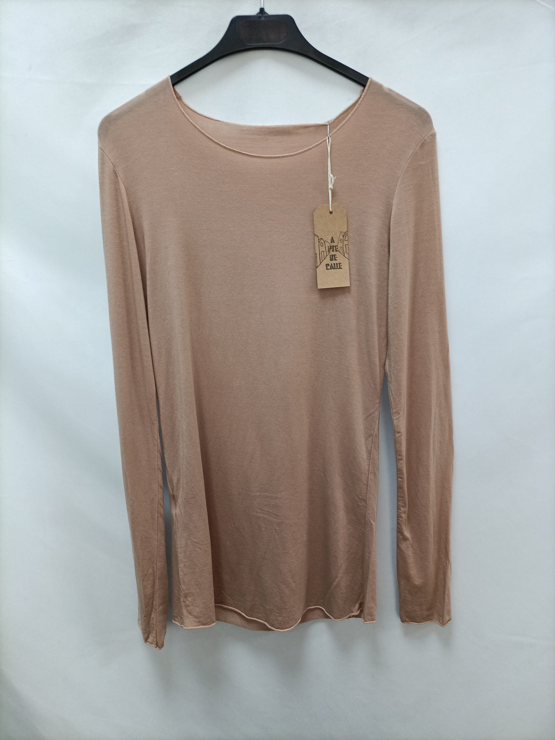 A PIE DE CALLE . Camiseta básica rosa nude T.u (m)