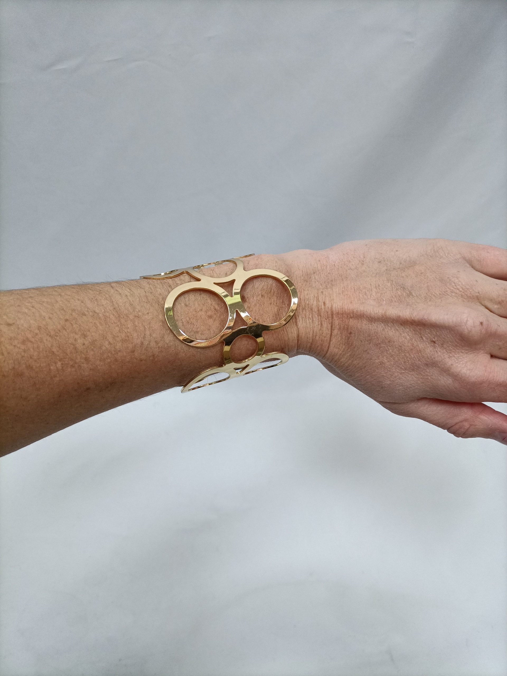 OTRAS. Pulsera círculos