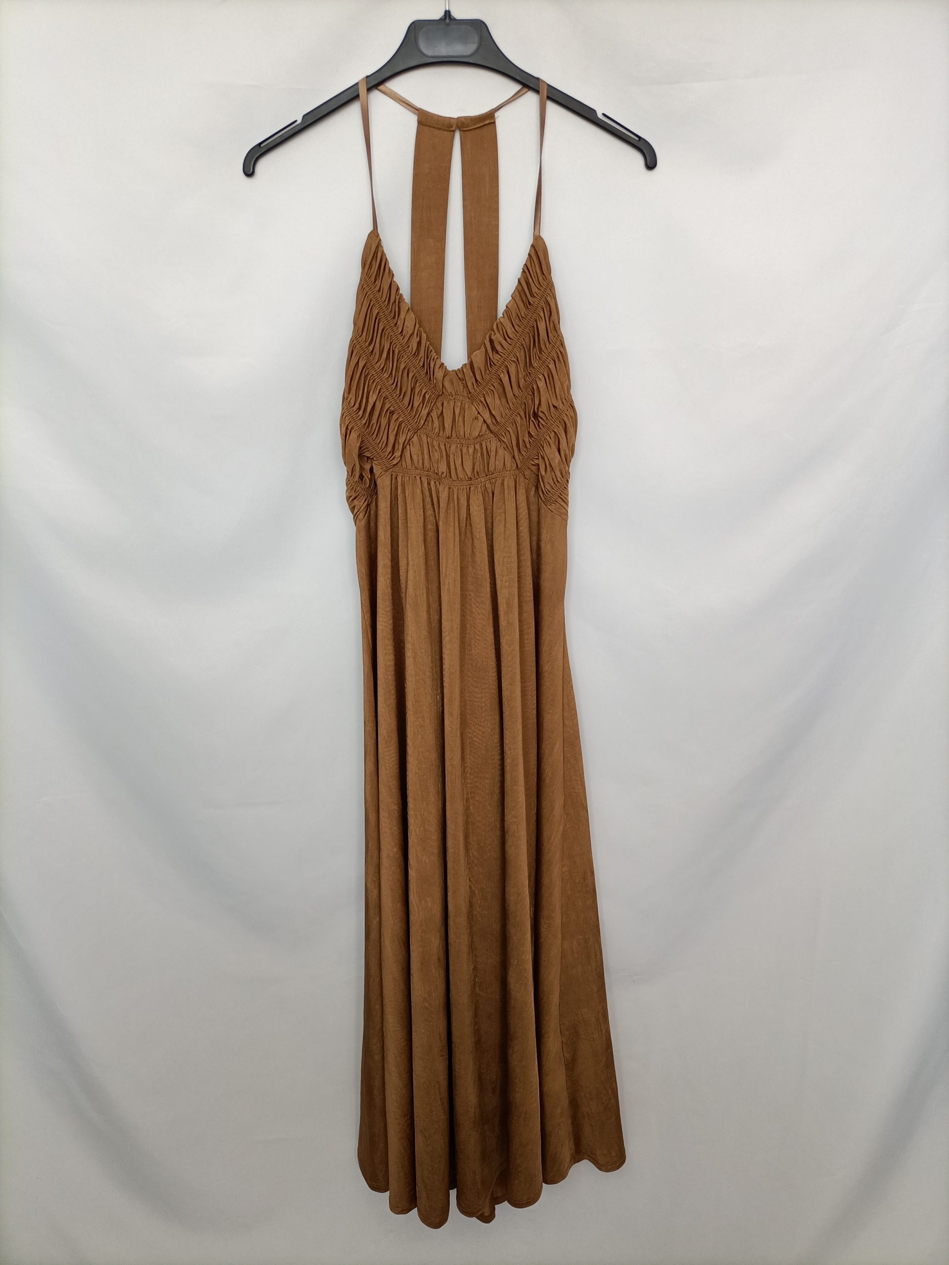 ZARA. Vestido midi marrón T.l