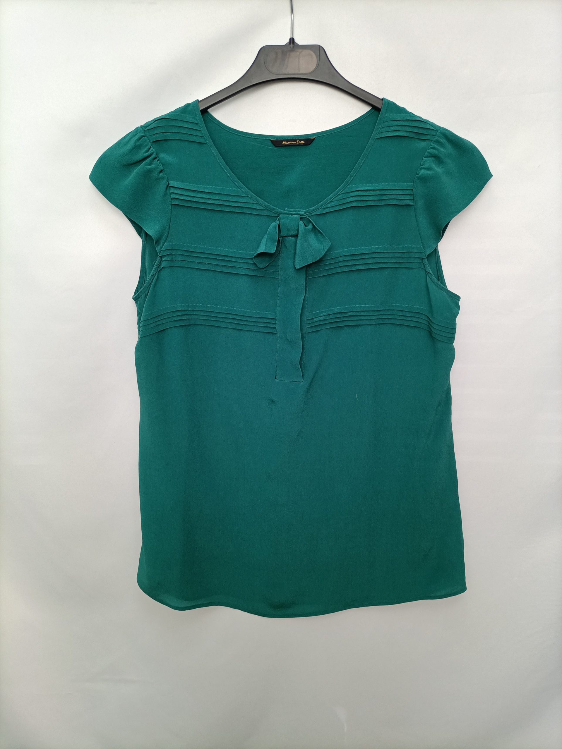 MASSIMO DUTTI. Blusa verde lazada T.36