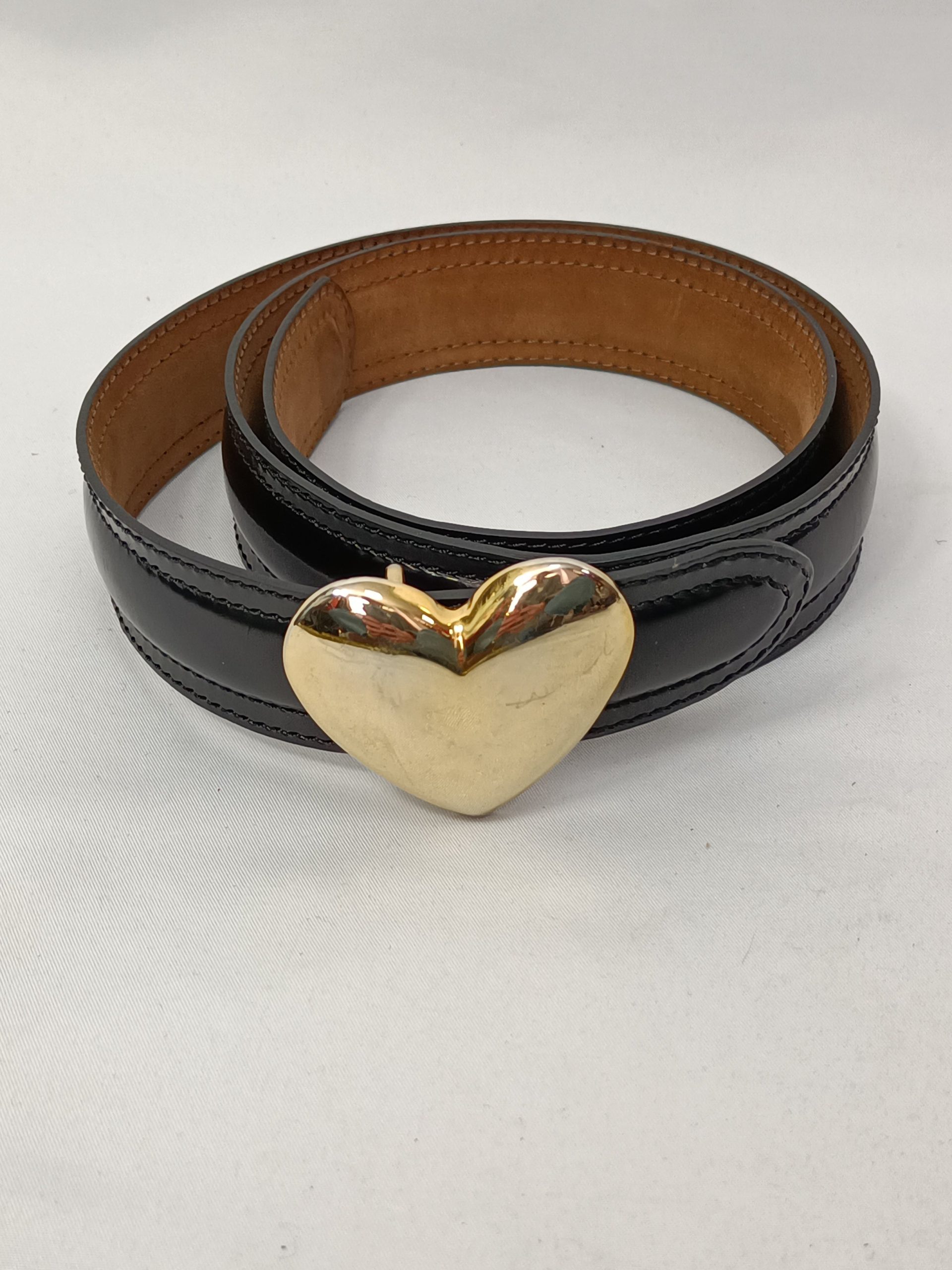 OTRAS. Cinturón negro piel T.42