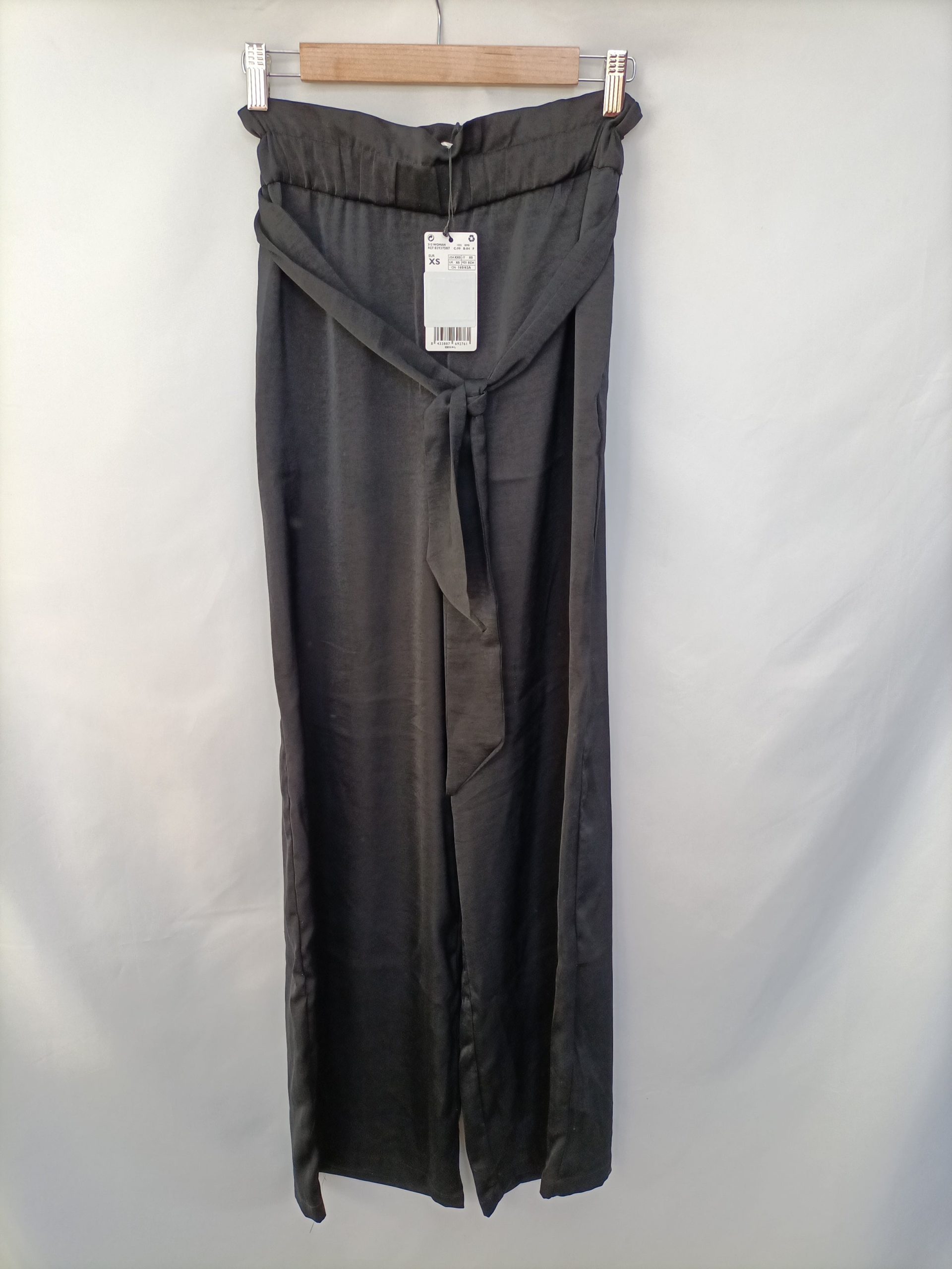 MANGO. Pantalón palazzo Negro T.xs