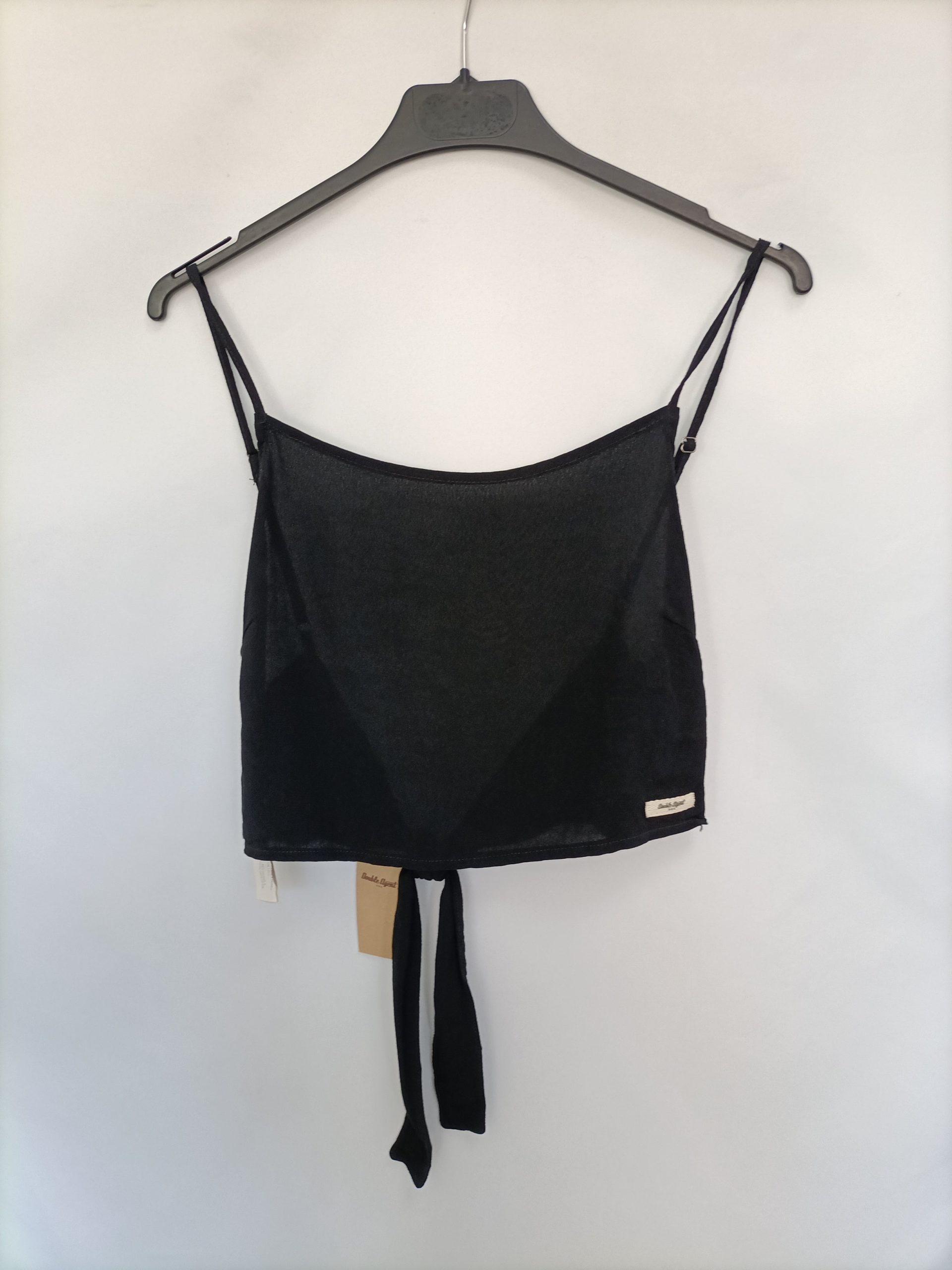 DOUBLE AGENT. Croptop negro lazada T.s