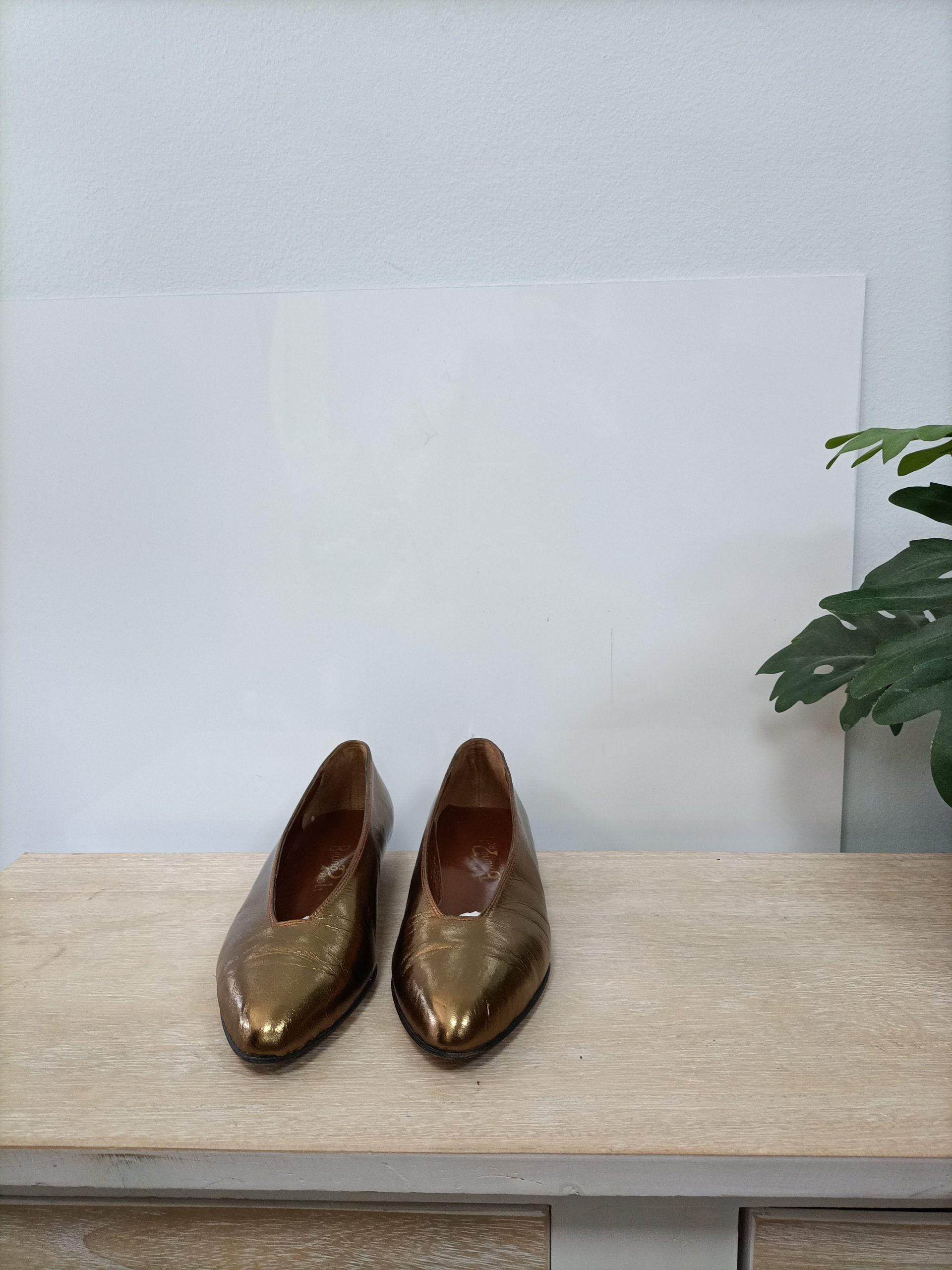 BRUNO PAOLI. Bailarinas doradas T.36