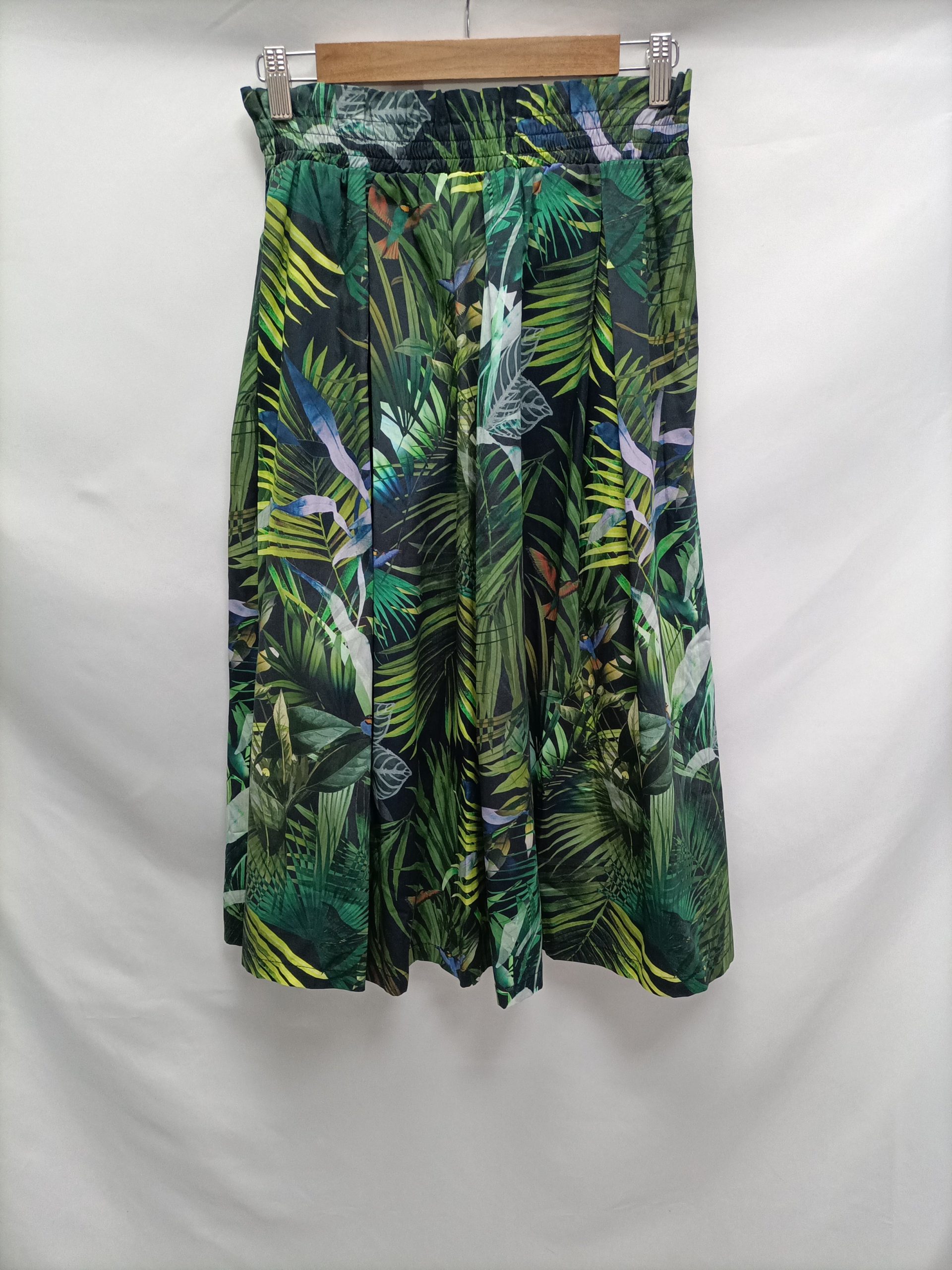 STRADIVARIUS. Falda midi selva T.s