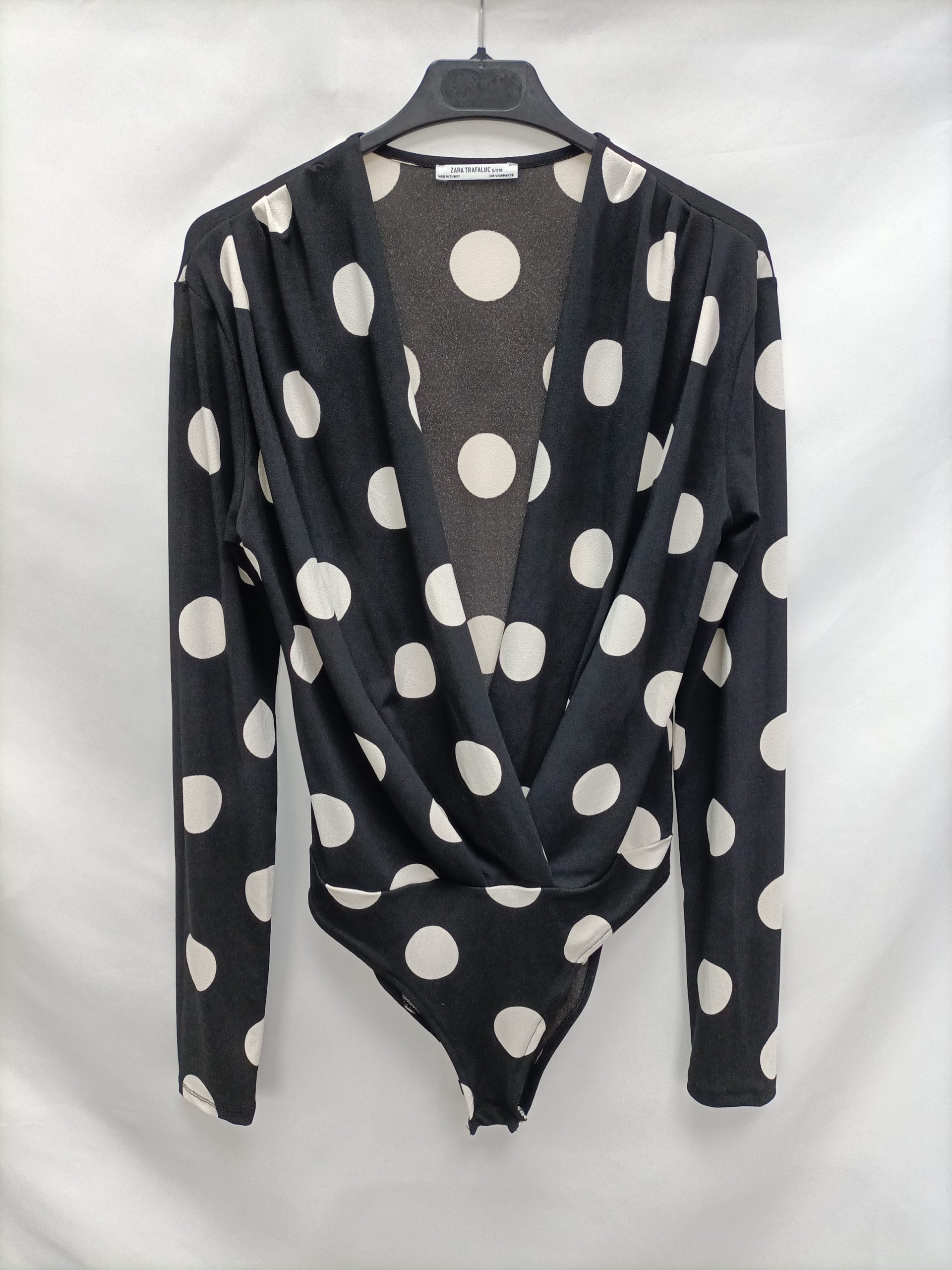 ZARA. Body negro lunares T.s