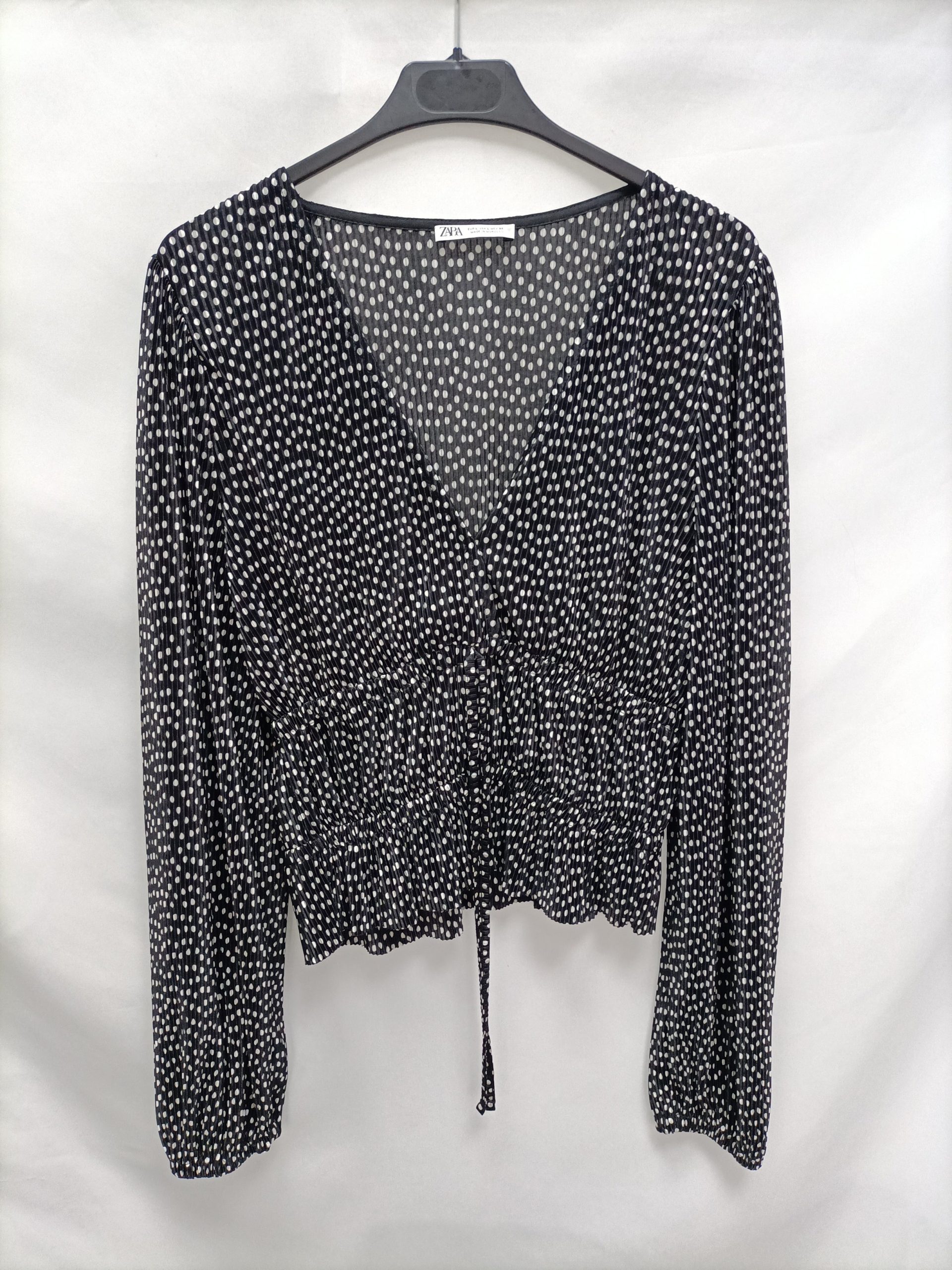 ZARA. Top plisado lunares T.l
