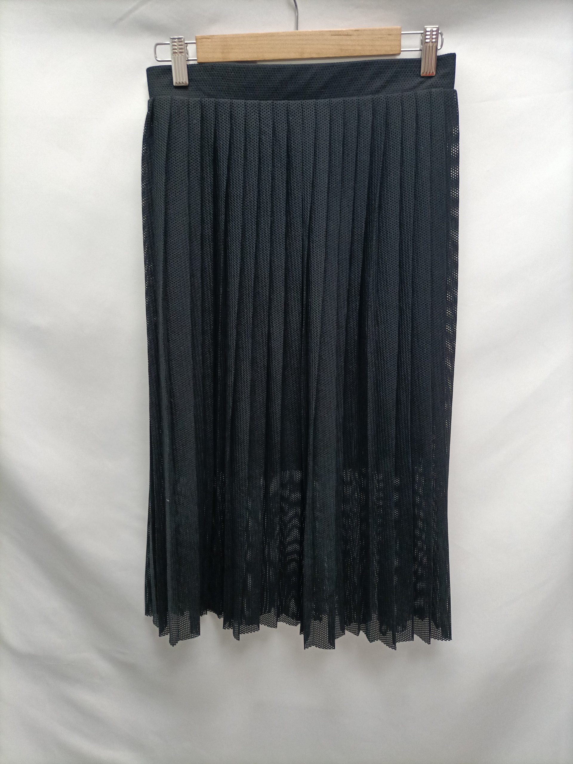 BLANCO. Falda midi negra T.36