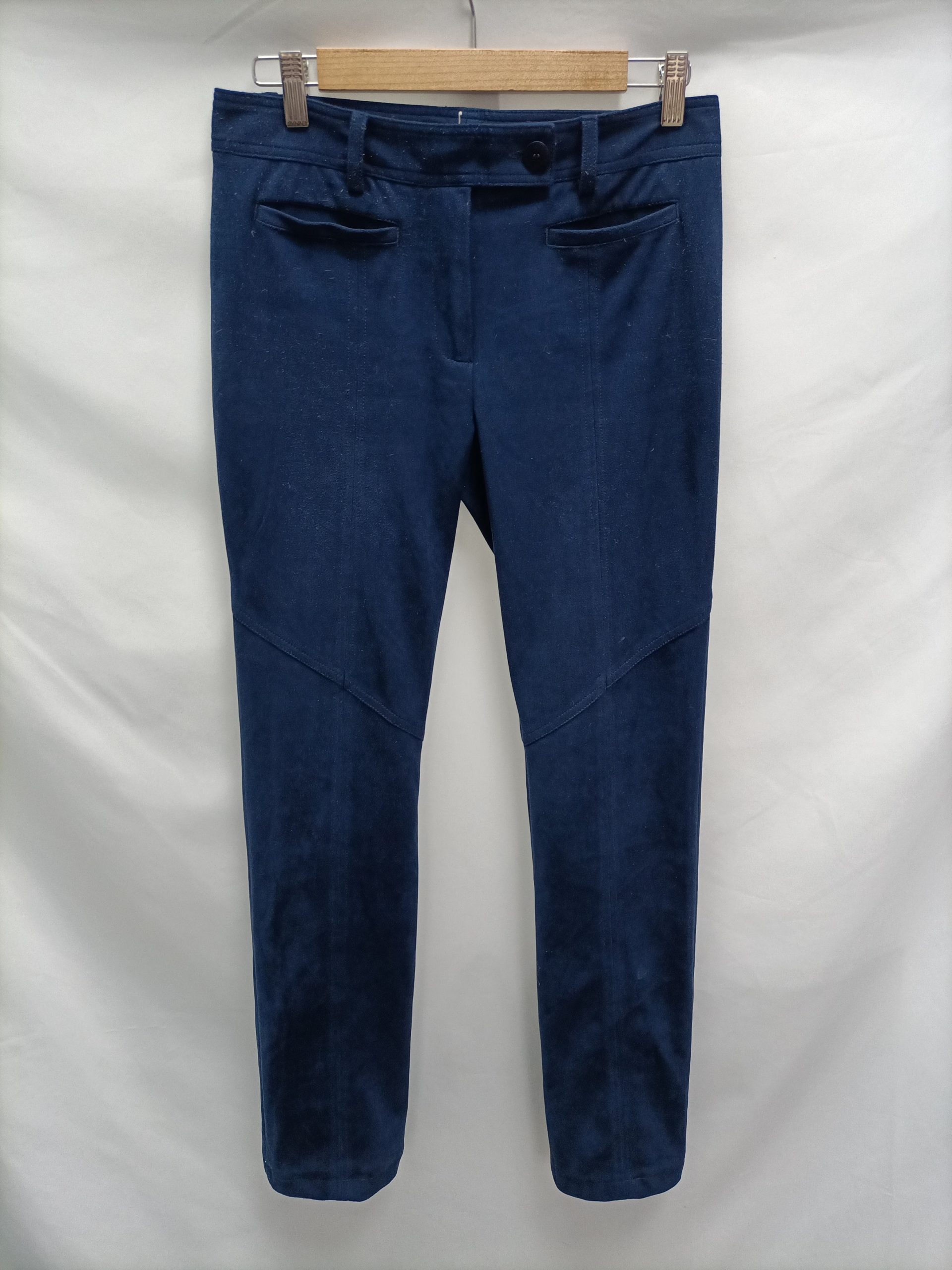 ADOLFO DOMÍNGUEZ. Pantalón antelina azul