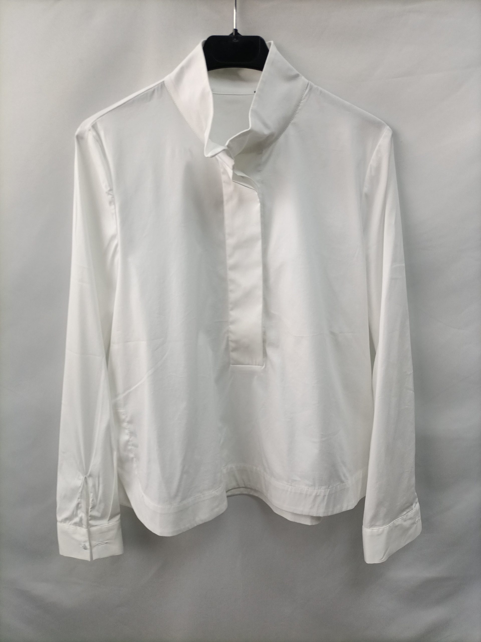 OTRAS. Blusa blanca fluida T.U(s)