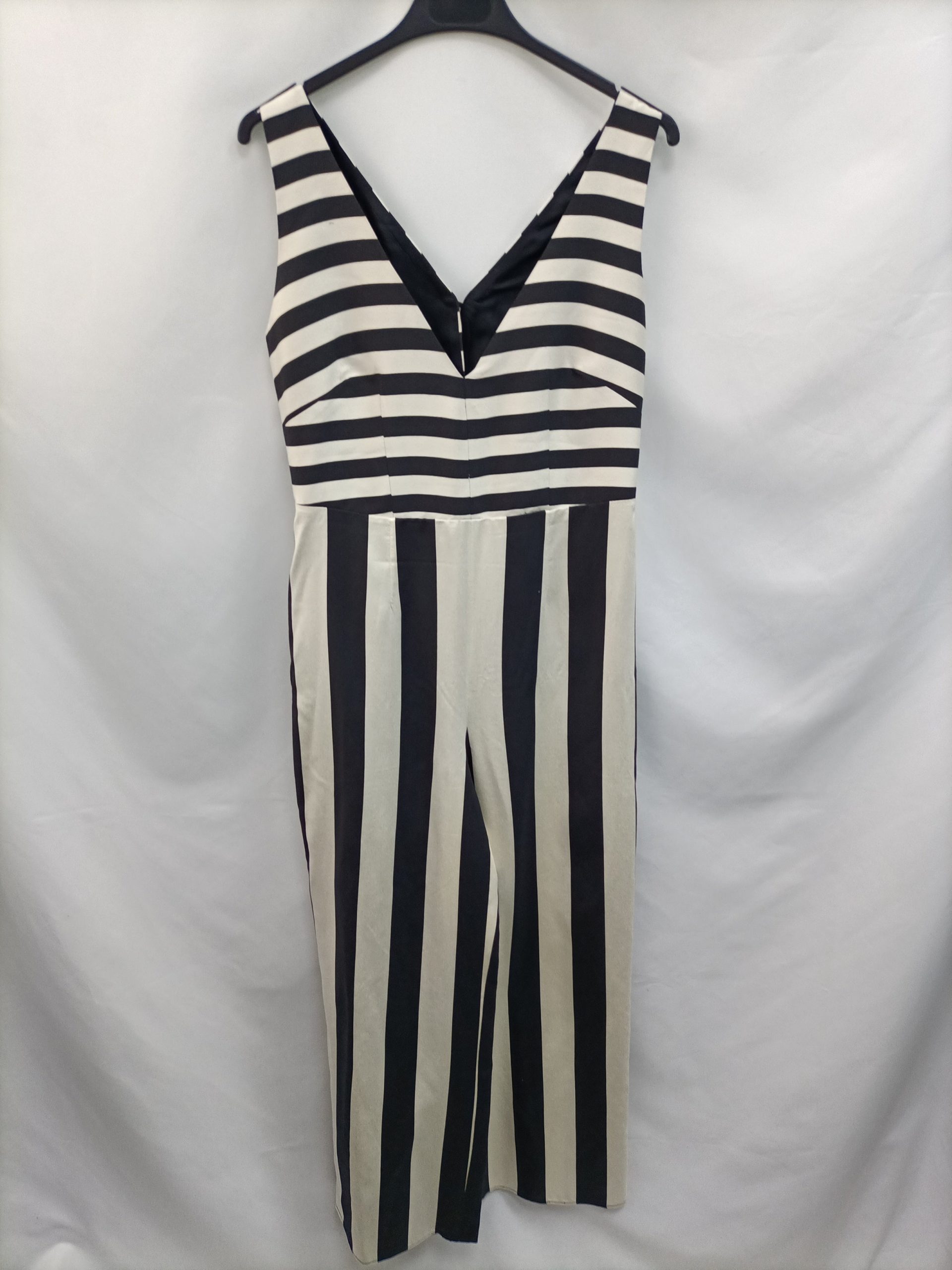 DAVID CHRISTIAN. Mono cullote rayas T.38