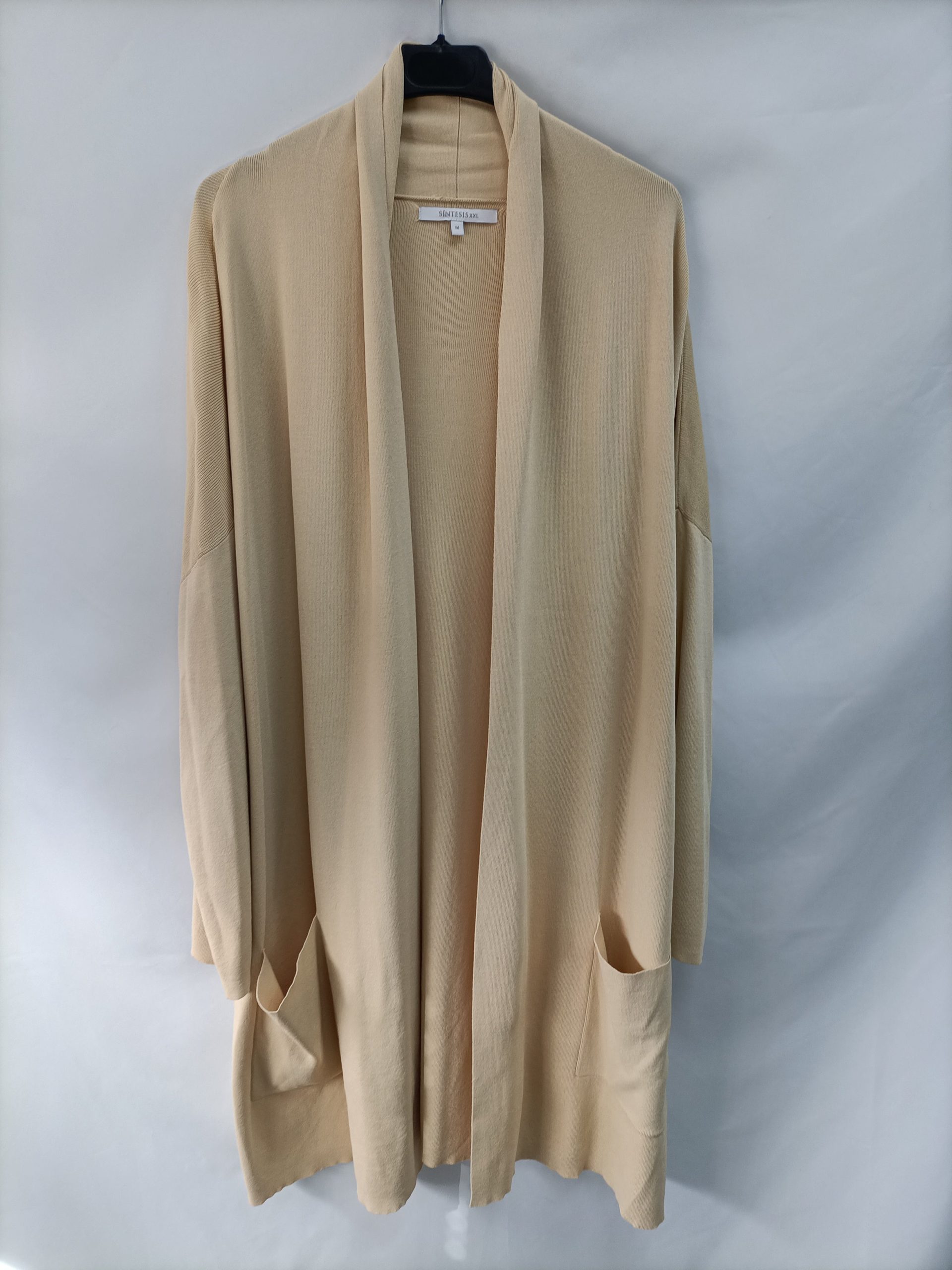 SÍNTESIS. Cárdigan amarillo pastel T.m