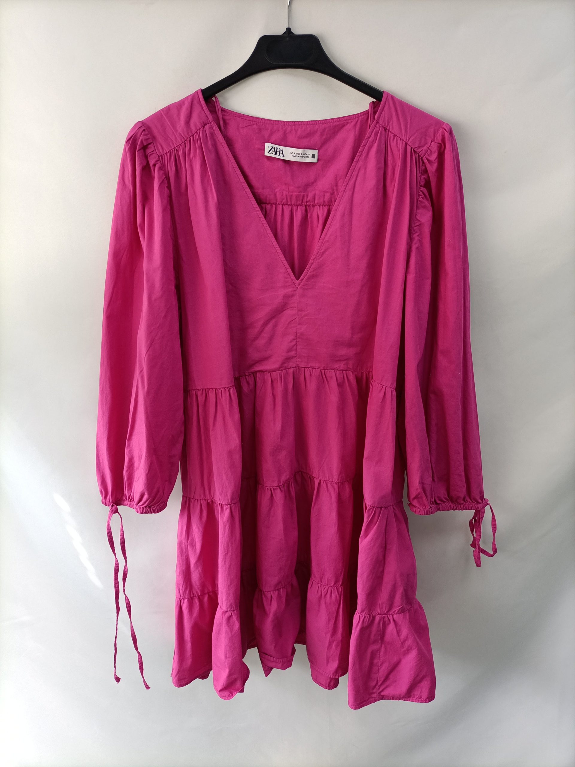 ZARA. Vestido corto rosa T.s