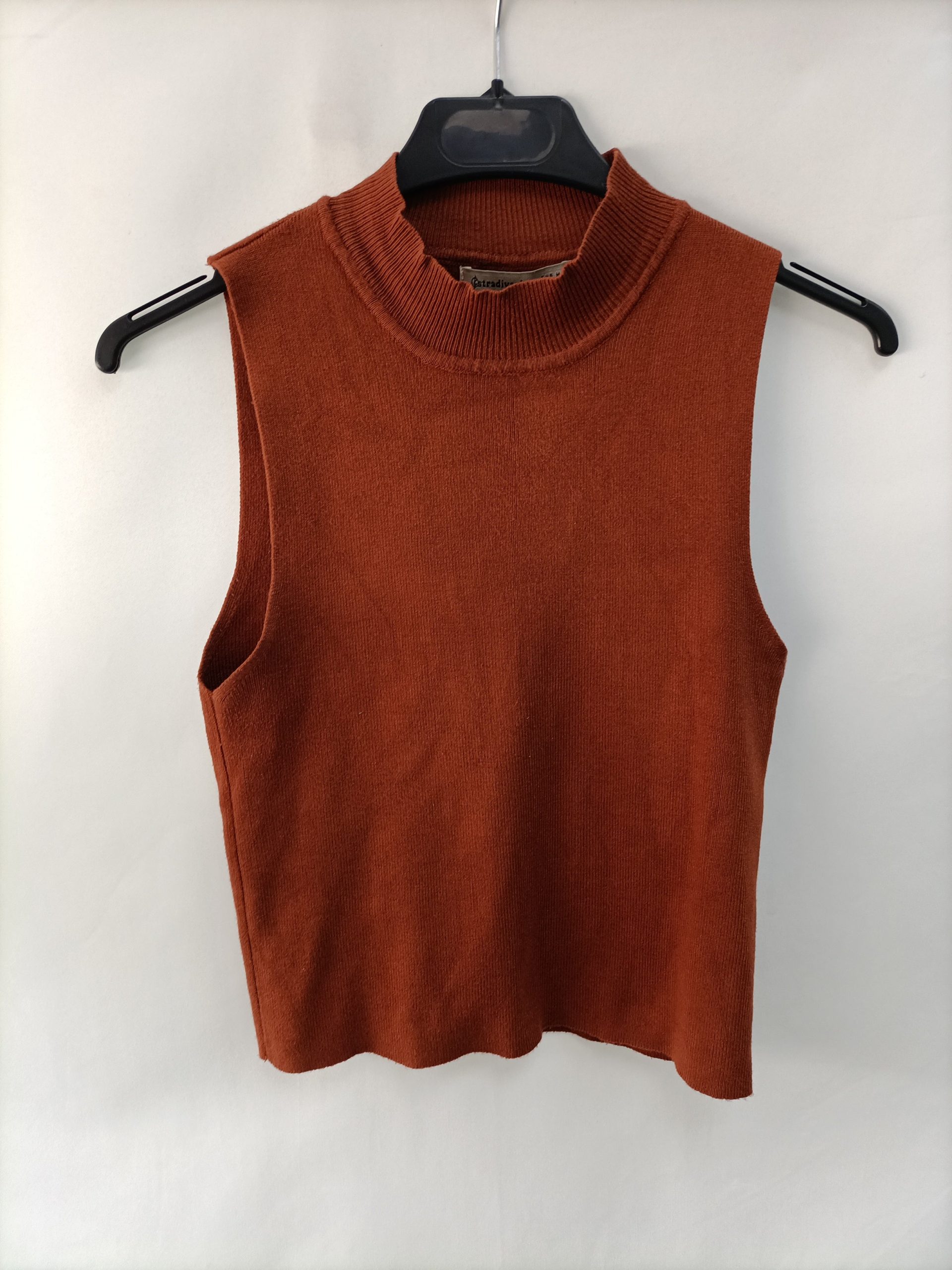 STRADIVARIUS. Top punto teja T.M