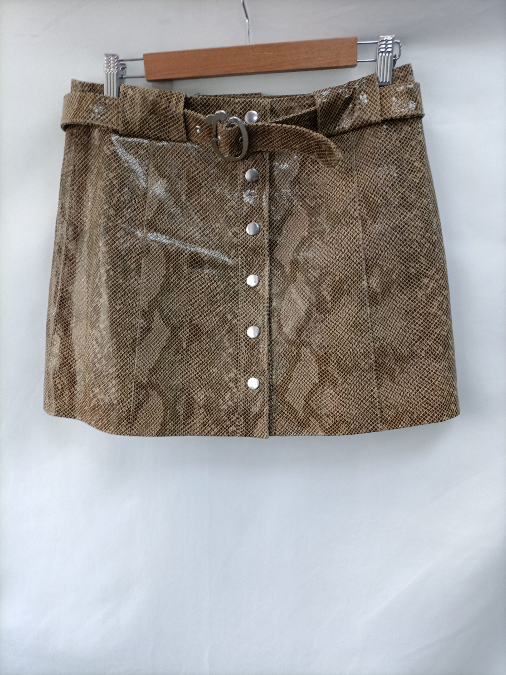 ZARA. Falda piel botones T.m