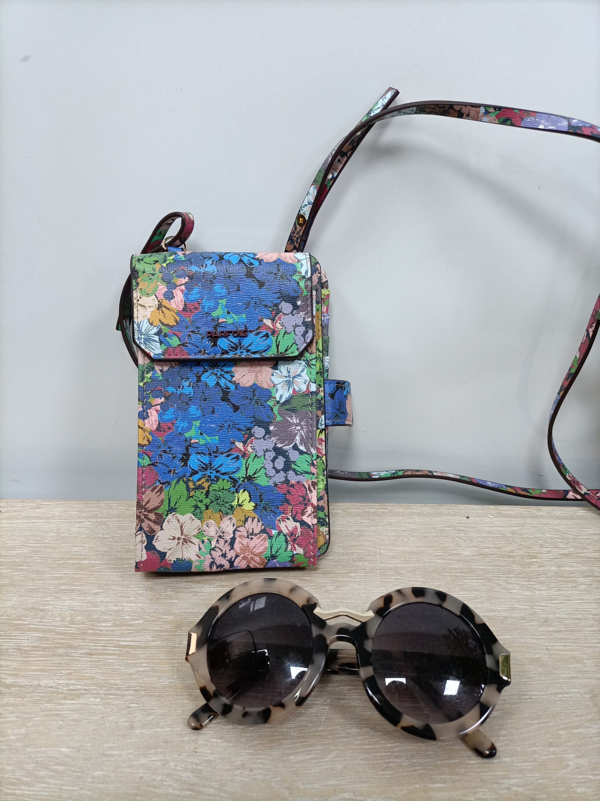 PARFOIS. Bolso cartera flores
