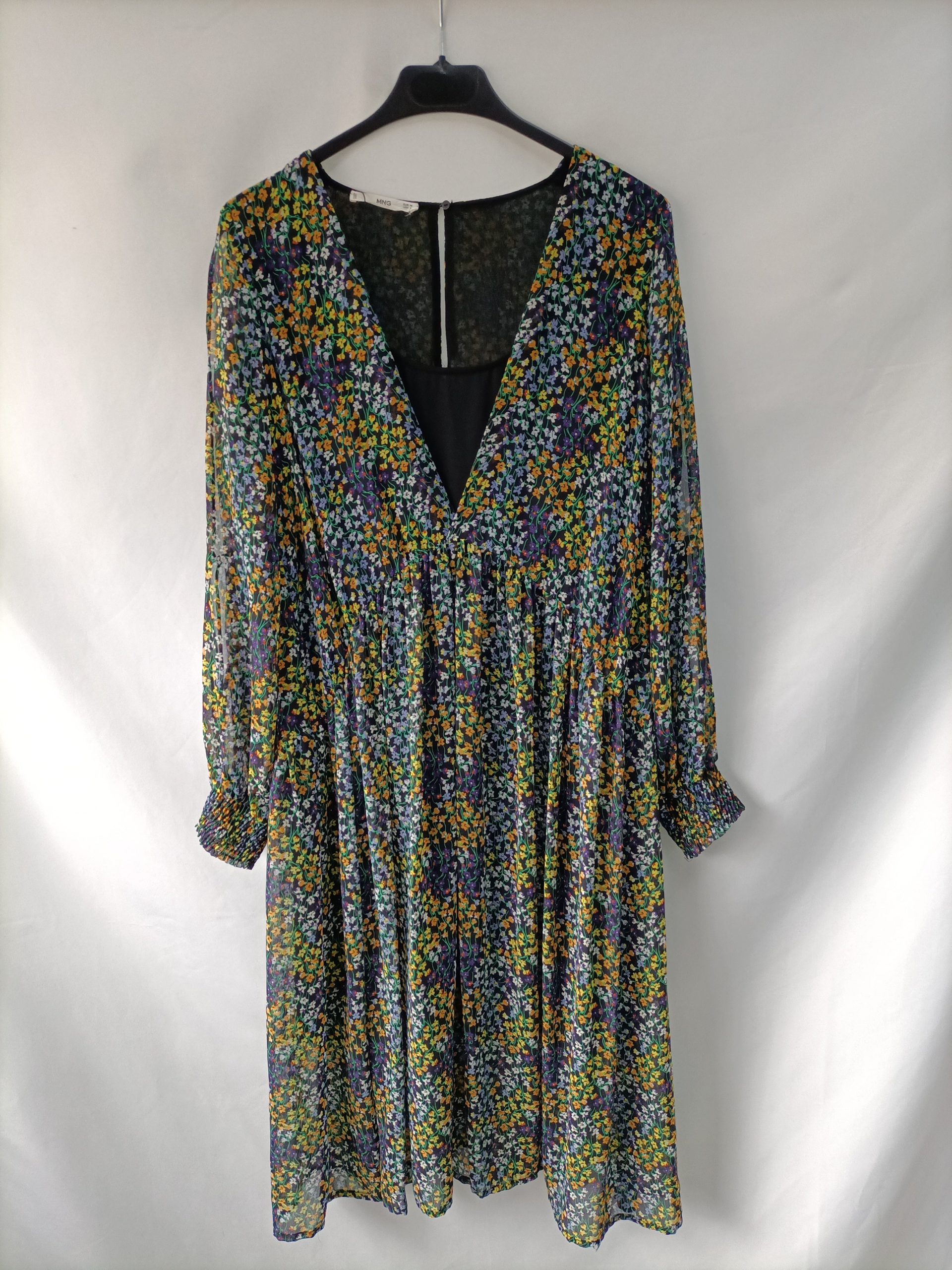 MANGO. Vestido midi flores T.m