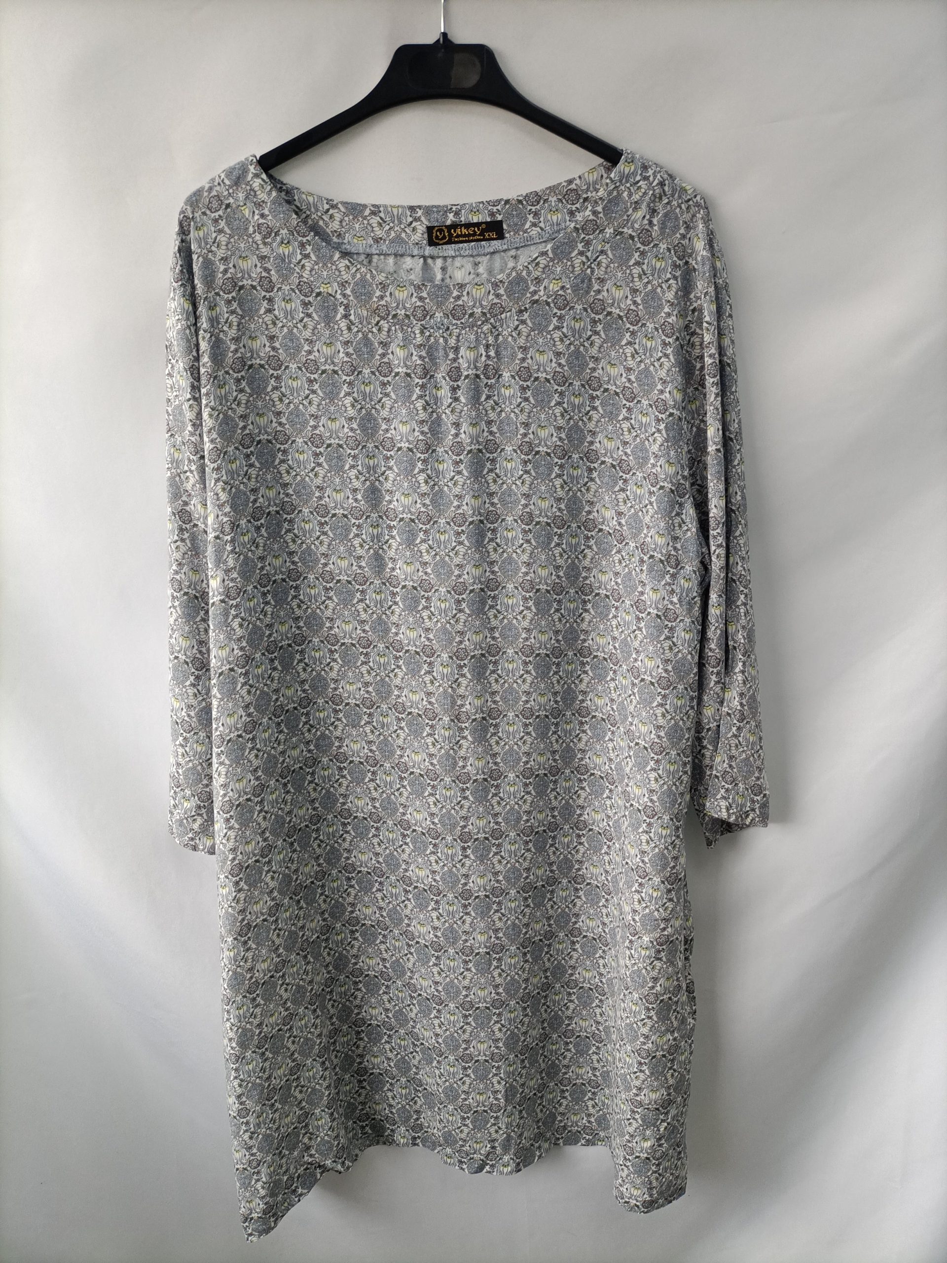 OTRAS. Vestido flores T.XXL