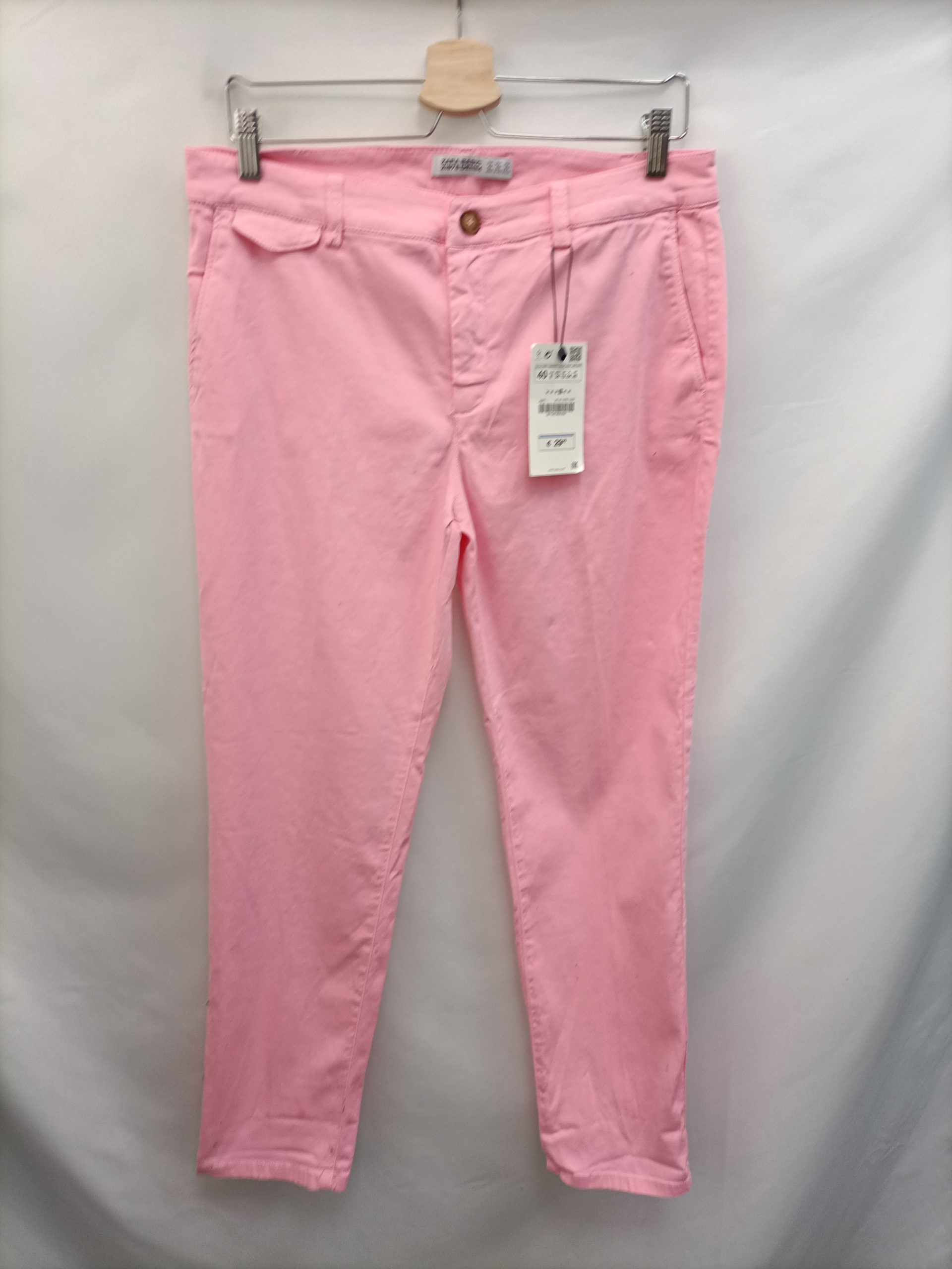 ZARA.Pantalons rosas T.40