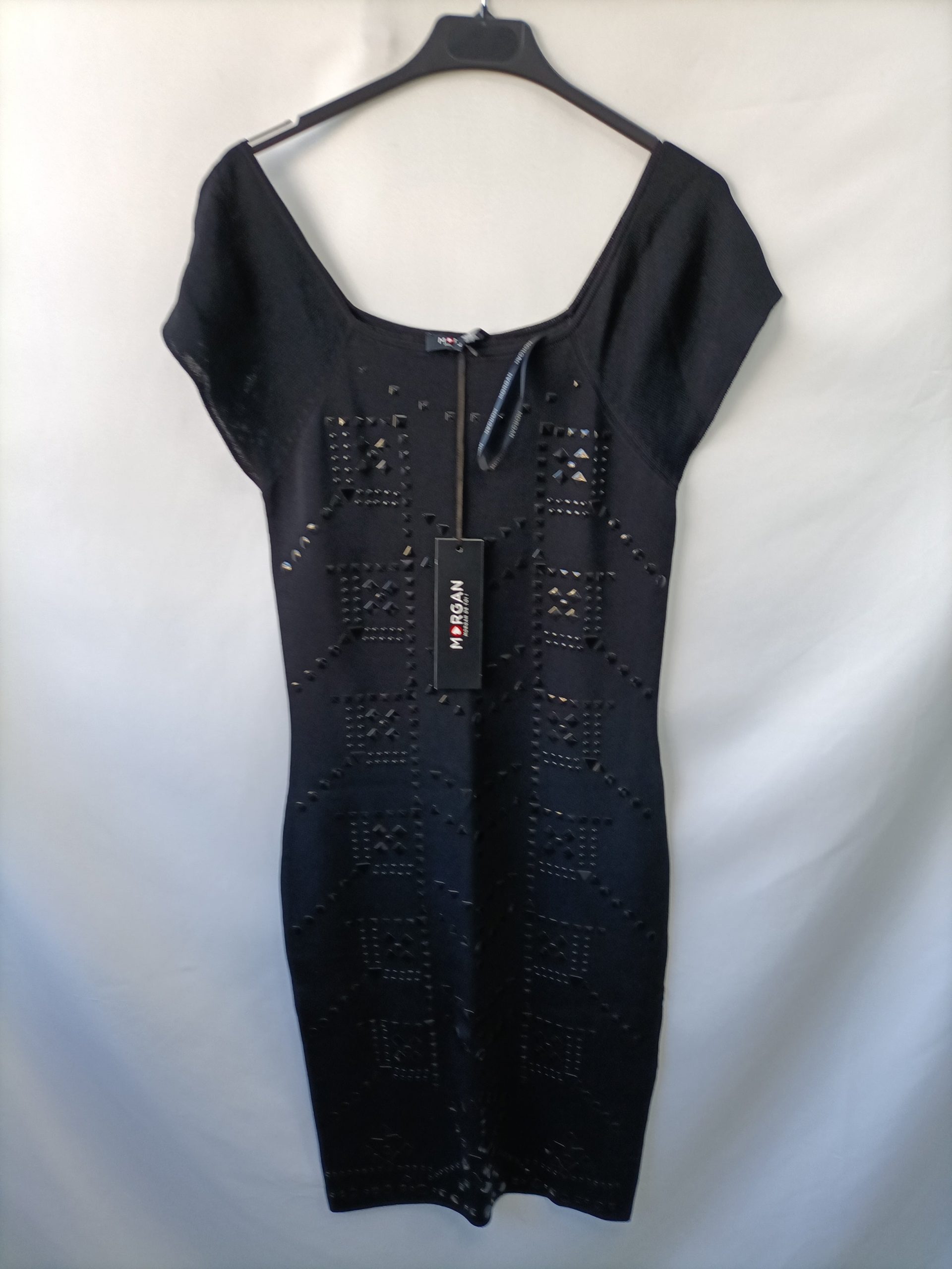 MORGAN. Vestido negro tachuelas T.l