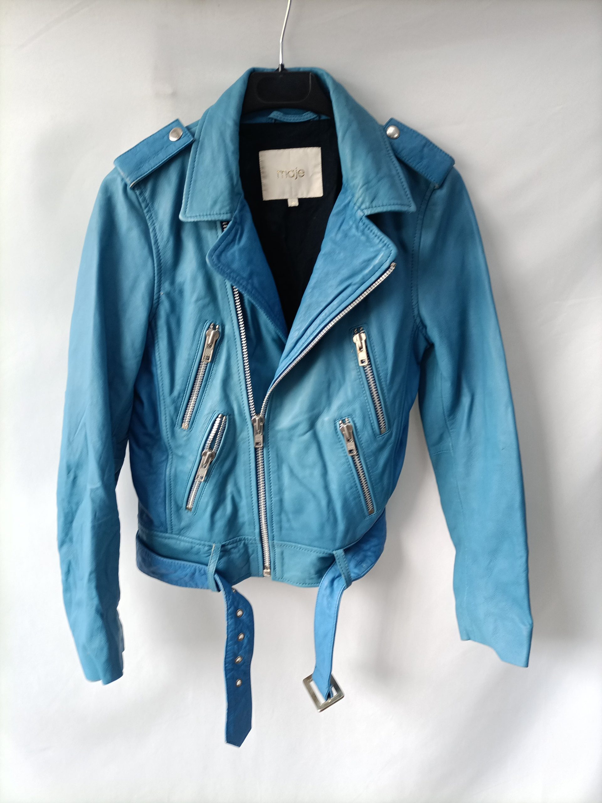 MAJE. Biker azul piel T.36 (tara)