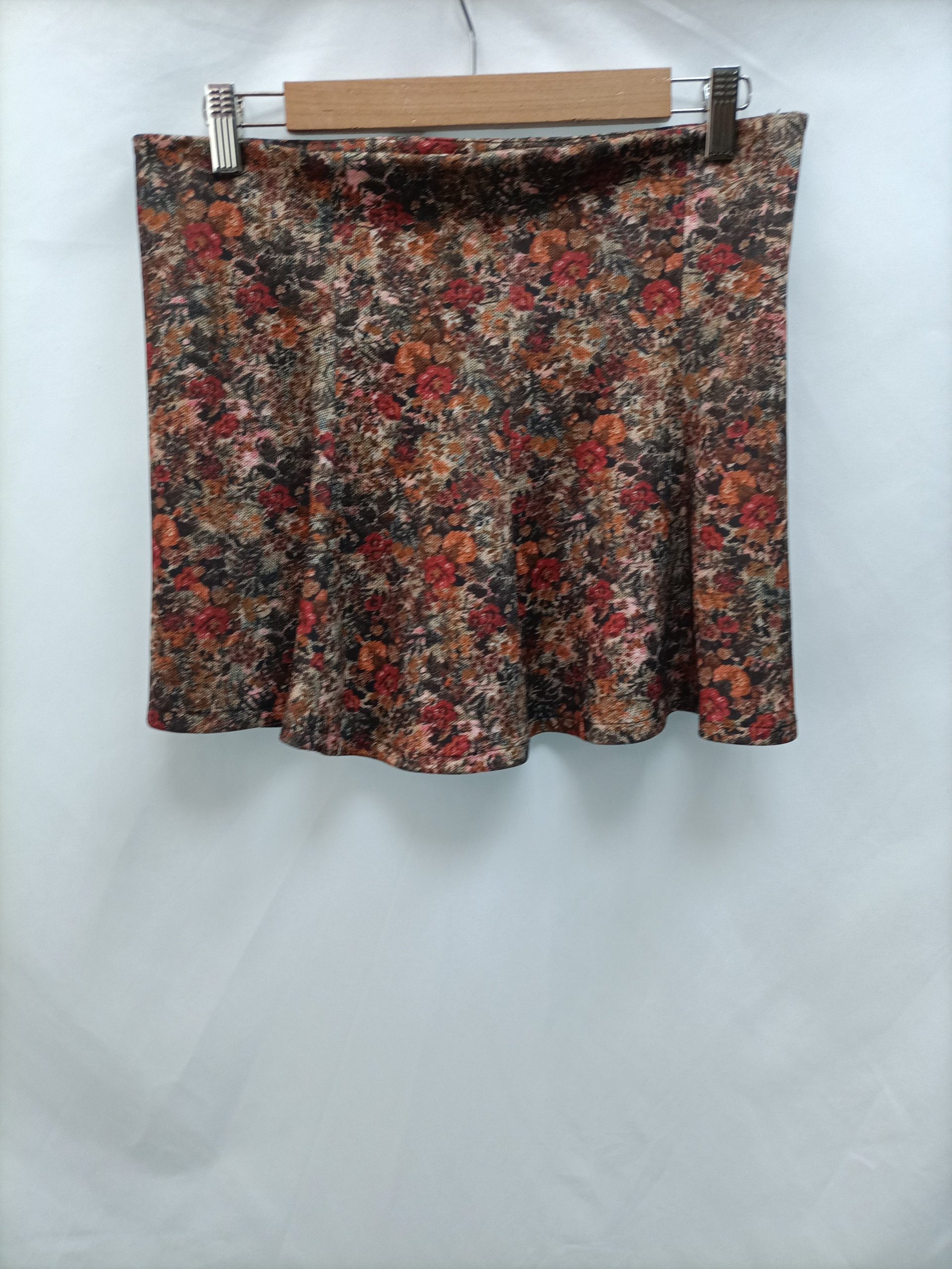 OTRAS. Falda flores marrones T.l