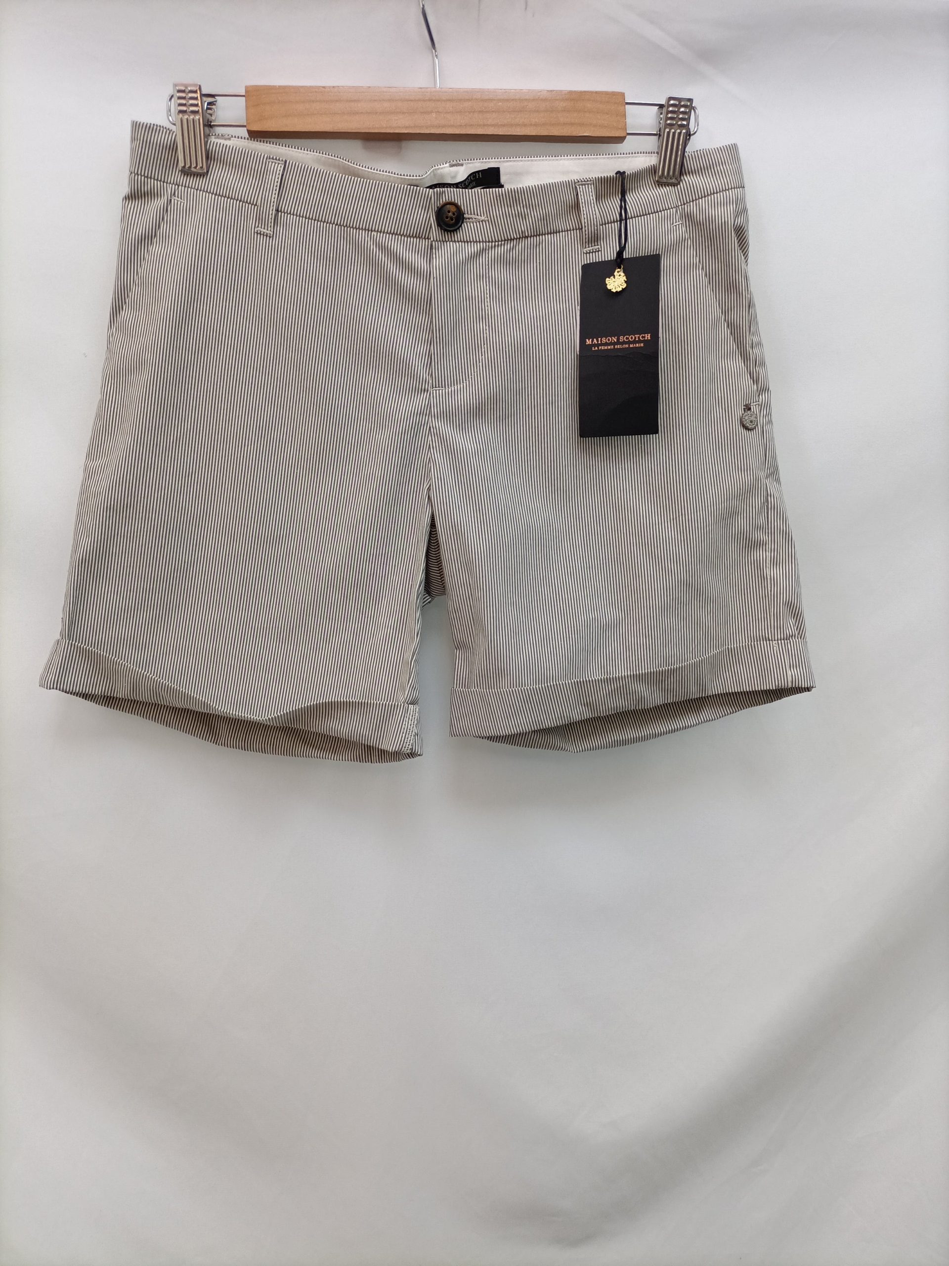 MAISON SCOTCH. Shorts rayas T.s