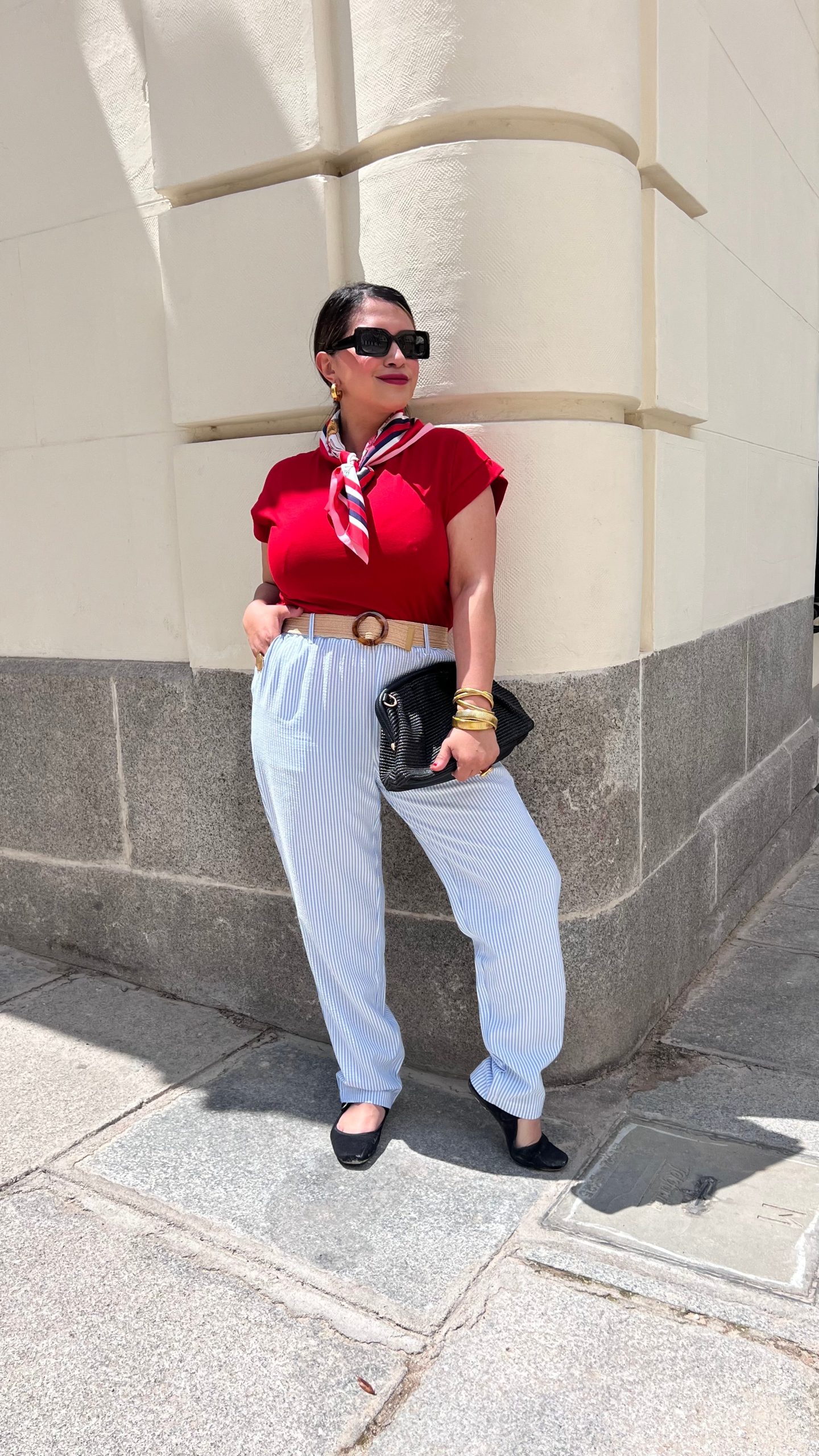 Pantalón de verano a rayas con cinturón