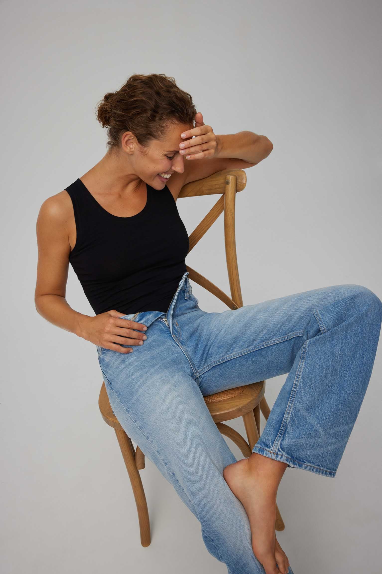 Camiseta interior tirante ancho algodón negro