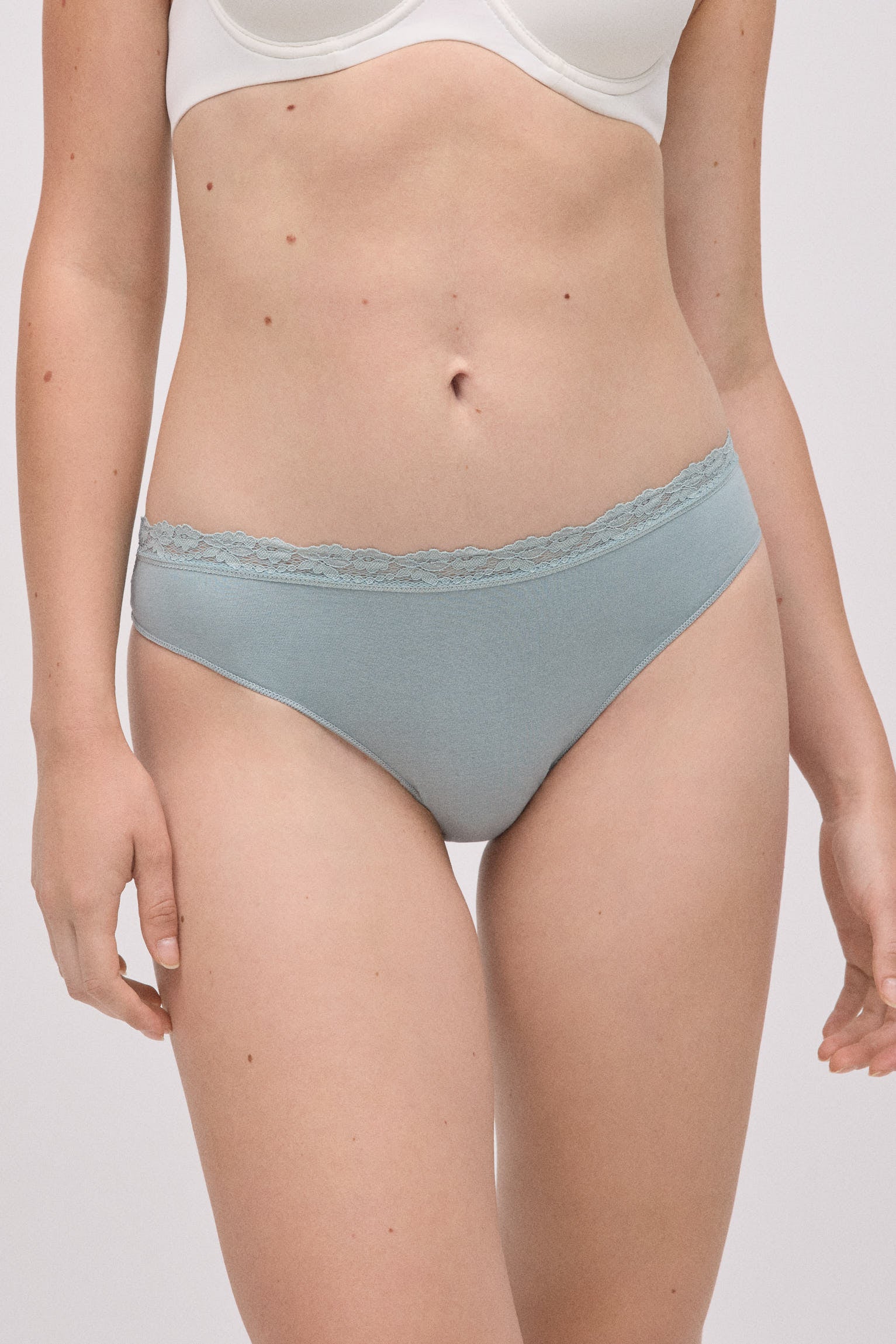 Braga mini algodón con encaje verde