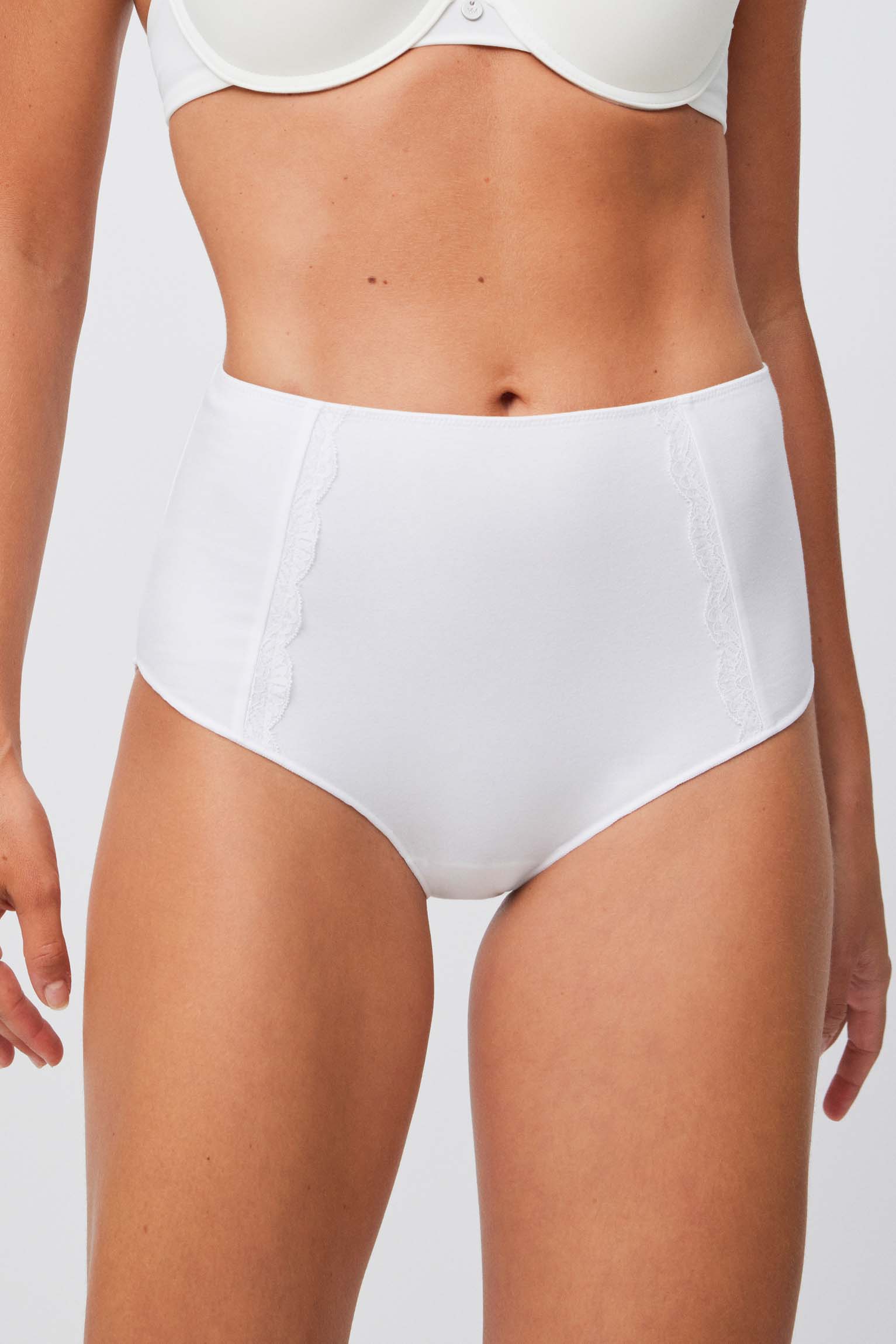 Braga alta lencera blanco