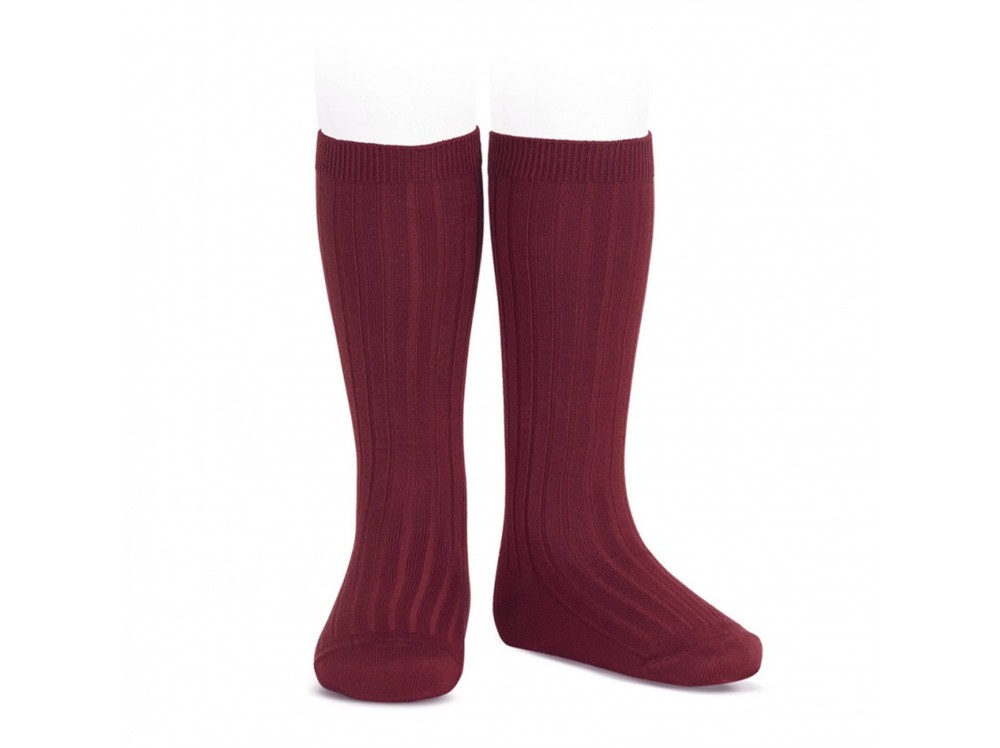 Calcetín alto color burdeos de canale Cóndor