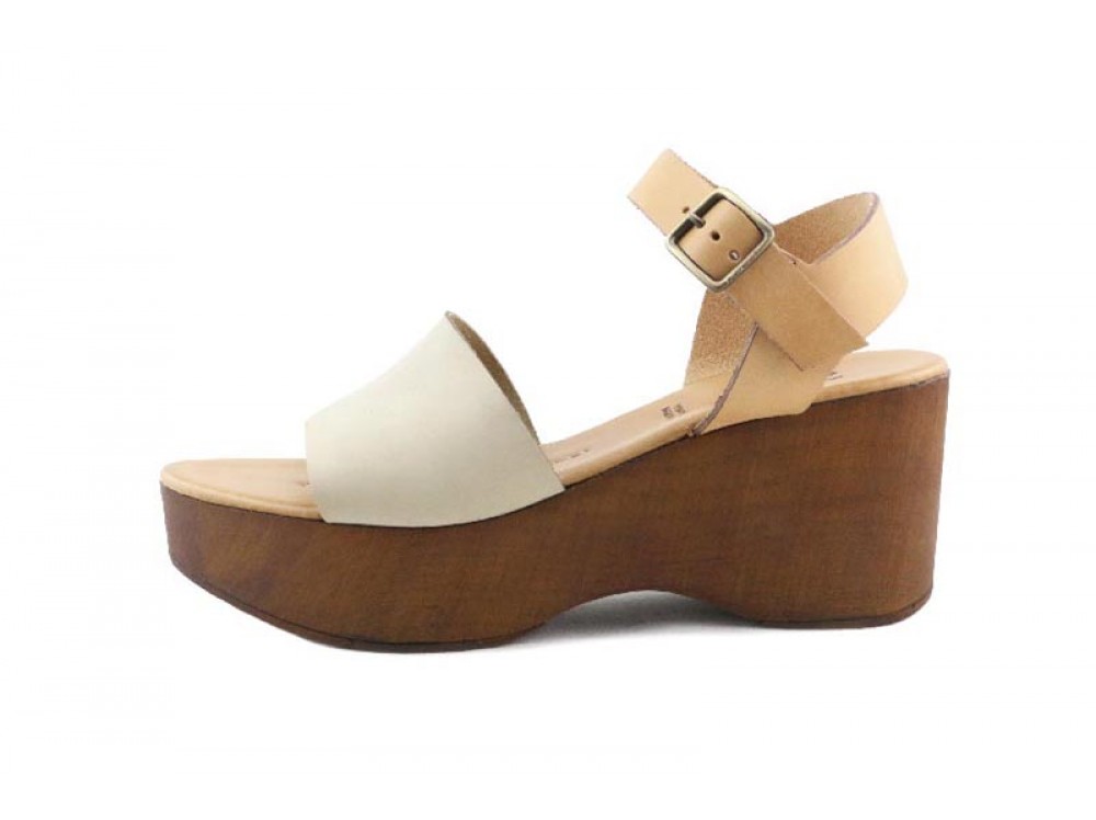 Sandalia de madera con tira ancha nobuk beige 220V